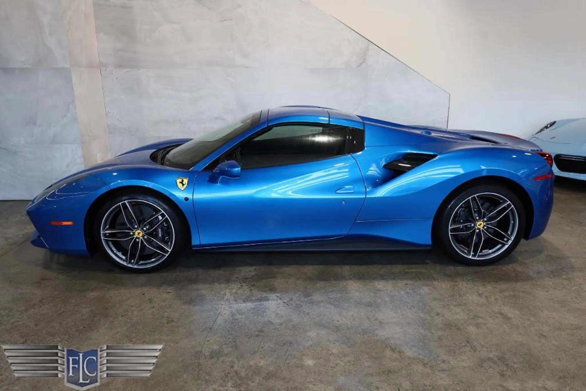 mph058_1061586688_used_2018_ferrari_488_spider_convertible_9689_23001785_59_1024_5e4f62e0cb