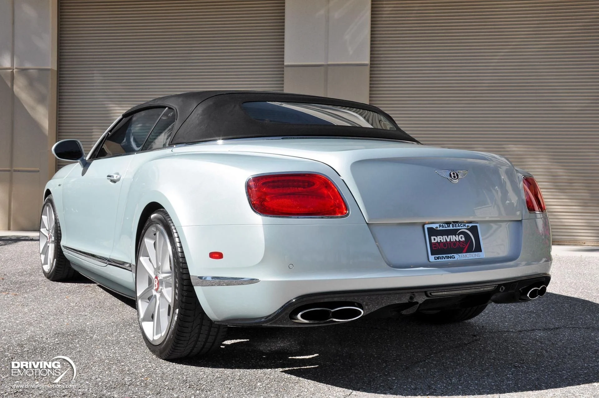 mph058_1074210015_886_p59_l_a11cd7fee3