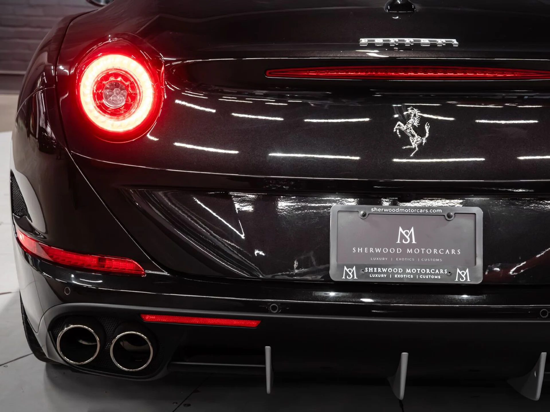 mph058_1095384683_ferrari_california_2015_71101d3eb0