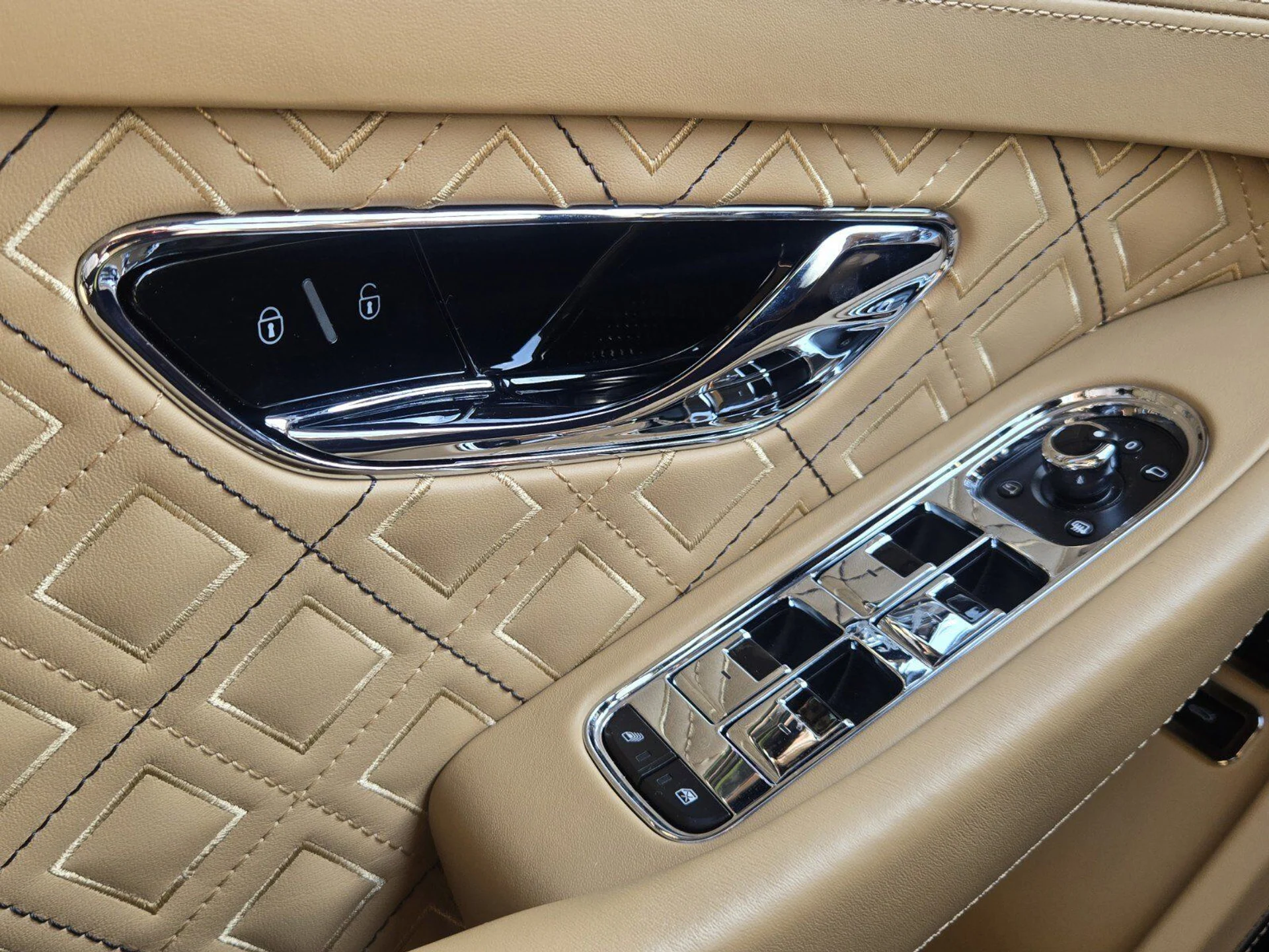 mph058_1108480627_2a9013fc8343c403c81dc4358dfd53cdx_65aa364bc9