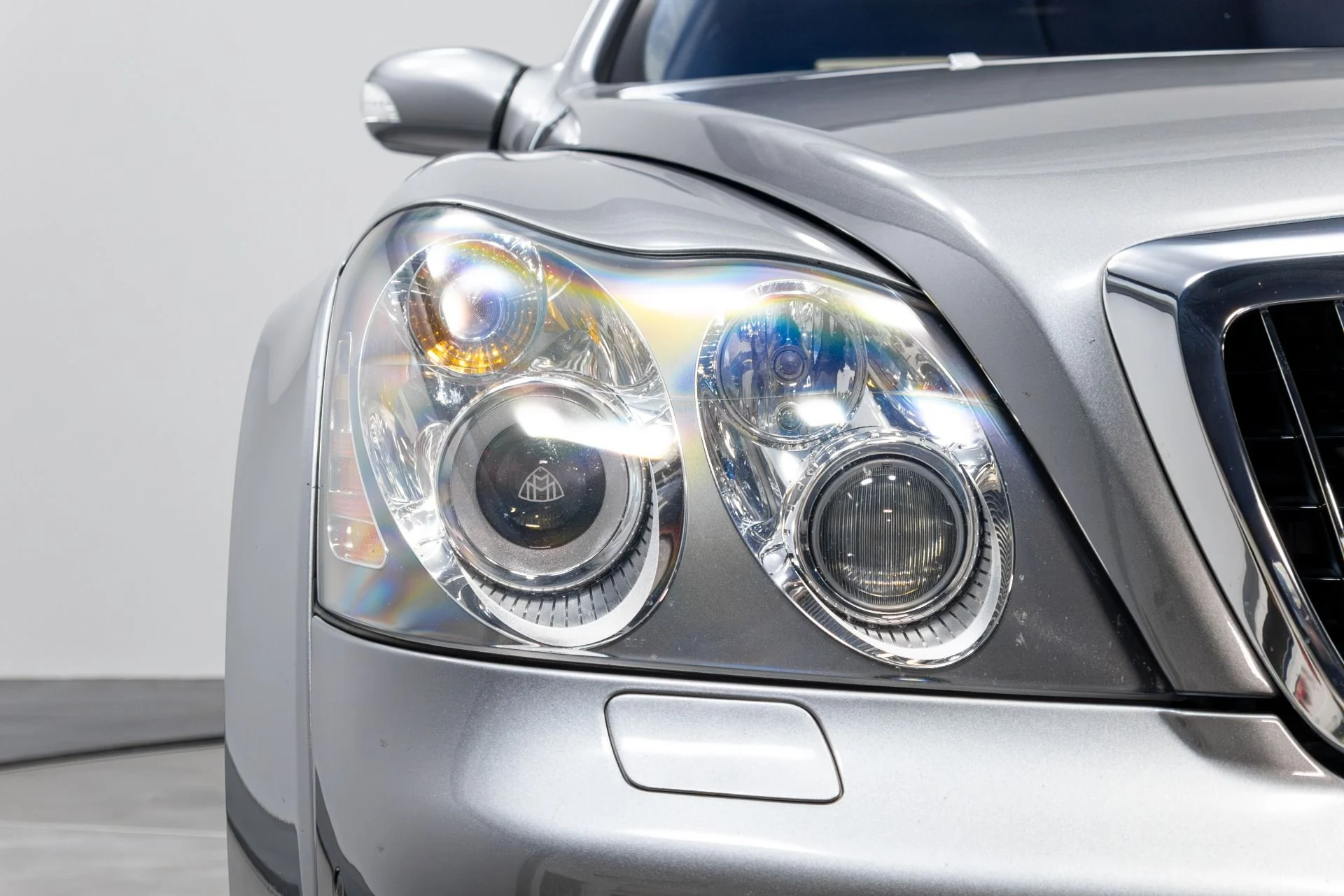 mph058_1115816729_Used_2004_Maybach_57_1769486757_cca9e0e70c