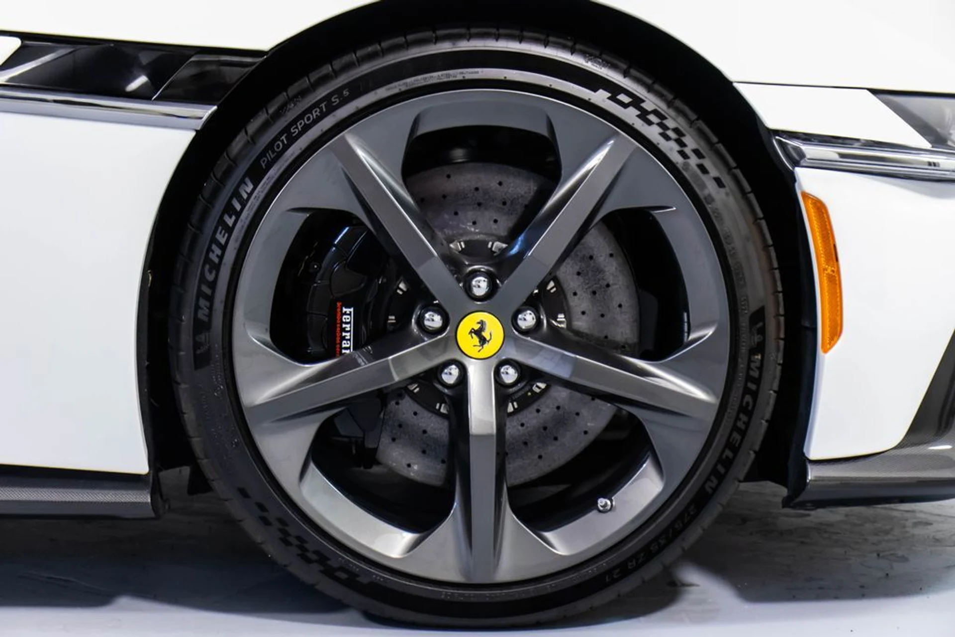 mph058_1125850250_8b552a2ec7dfa928791bf4889d31724cx_7af8edb849