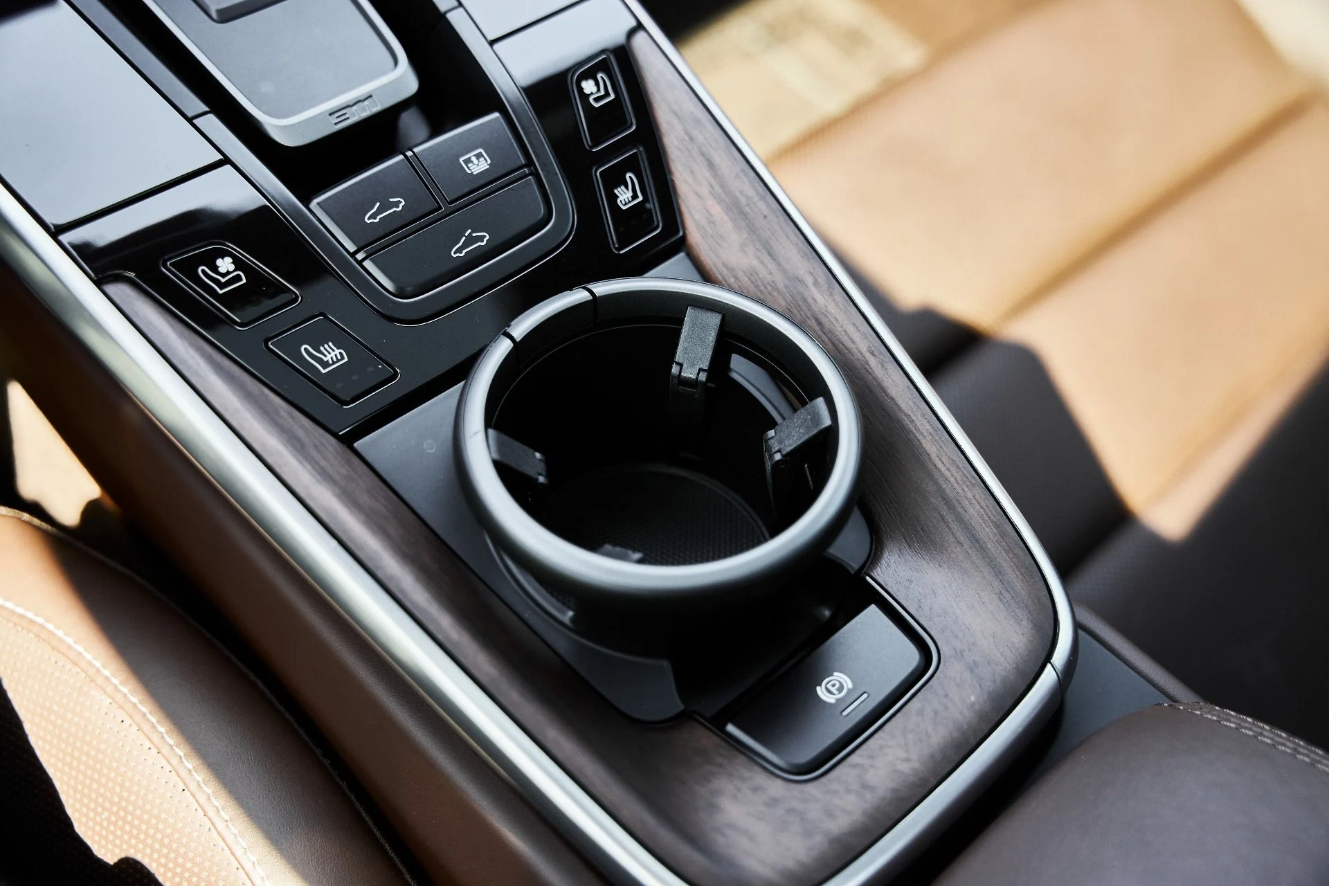 mph058_1147789604_Used_2020_Porsche_911_Carrera_4_S_1774720099_88135ecb0f