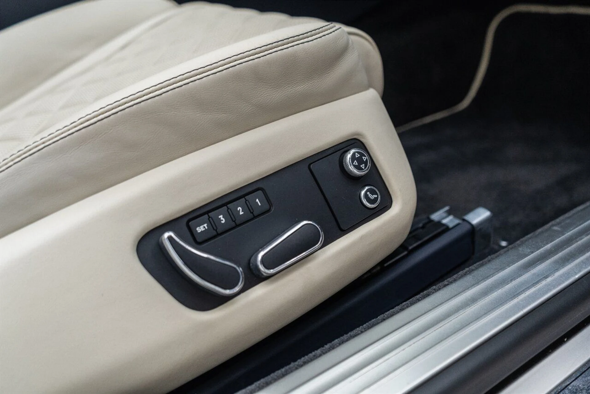 mph058_1160231449_f64b253195_1280_2a5724c3e2