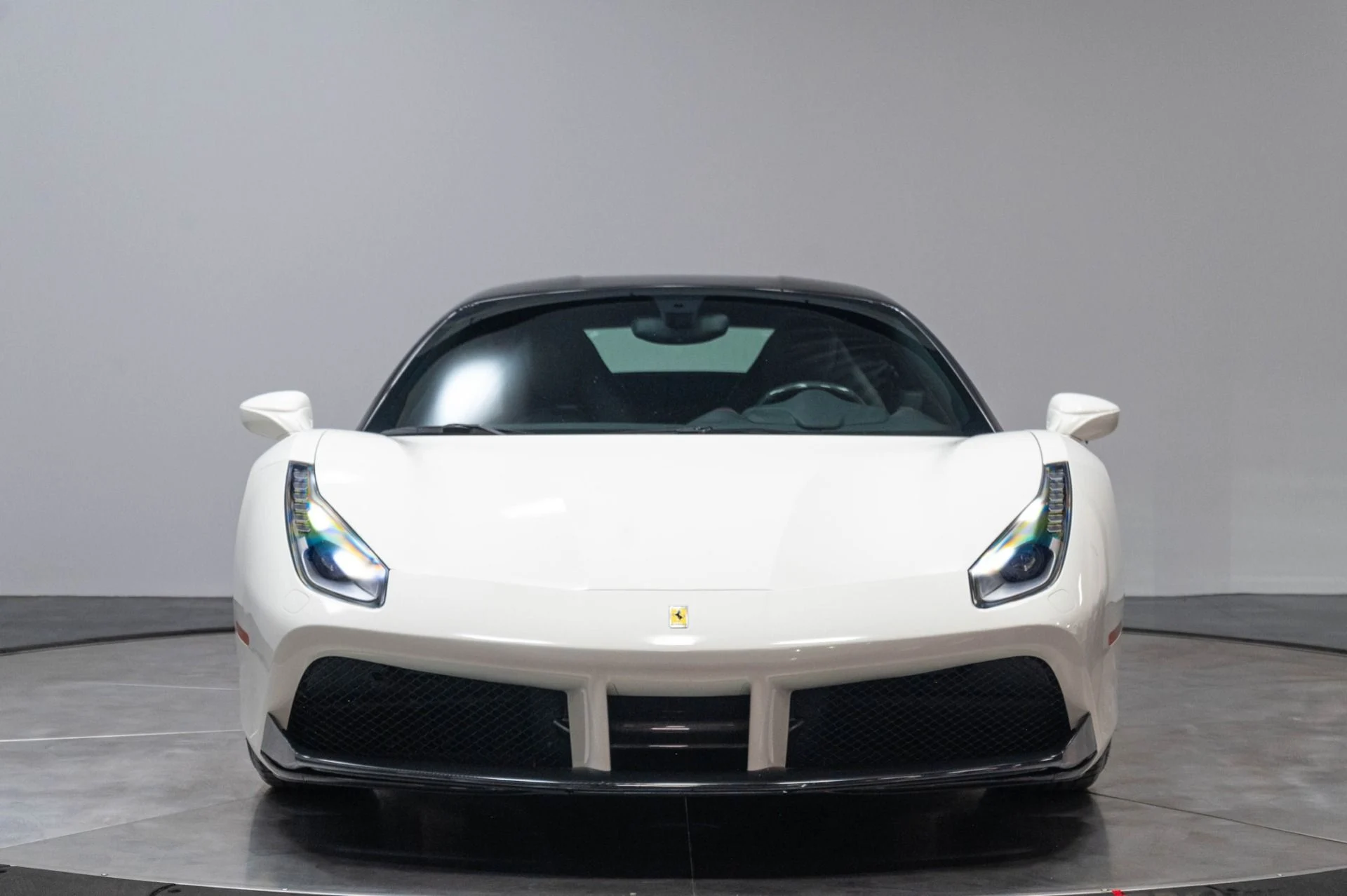 mph058_1161297401_Used_2016_Ferrari_488_GTB_1783363377_00685f568a