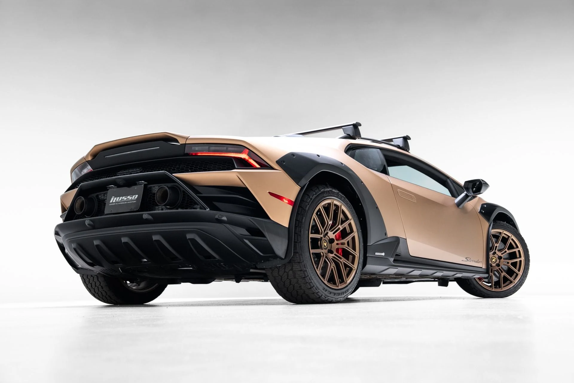 mph058_1203542211_Used_2024_Lamborghini_Huracan_Sterrato_1774458844_a9a5370d68