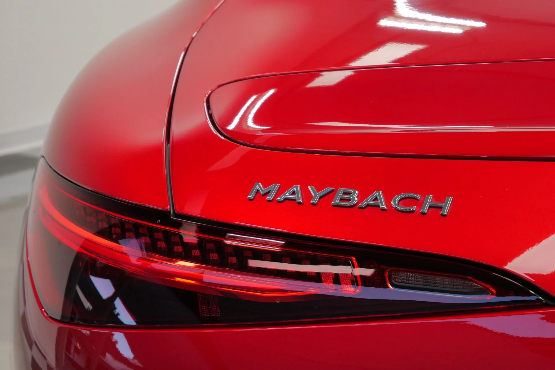 mph058_1225568103_Used_2026_Mercedes_Benz_Maybach_SL_680_Monogram_Series_As_New_Condition_1767976694_44c1834f74