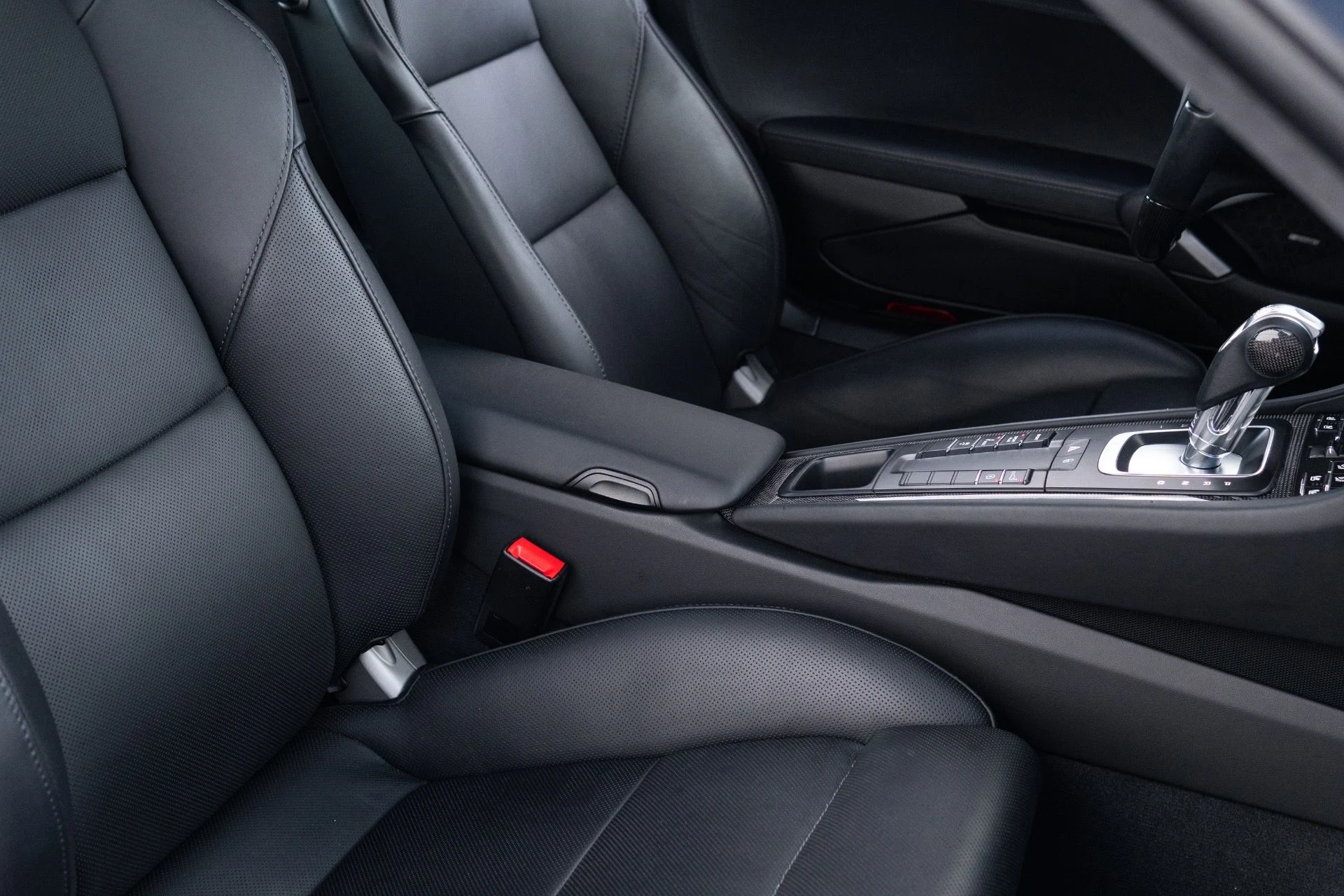 mph058_1334622173_Used_2014_Porsche_911_Turbo_S_1777344482_62226467c5