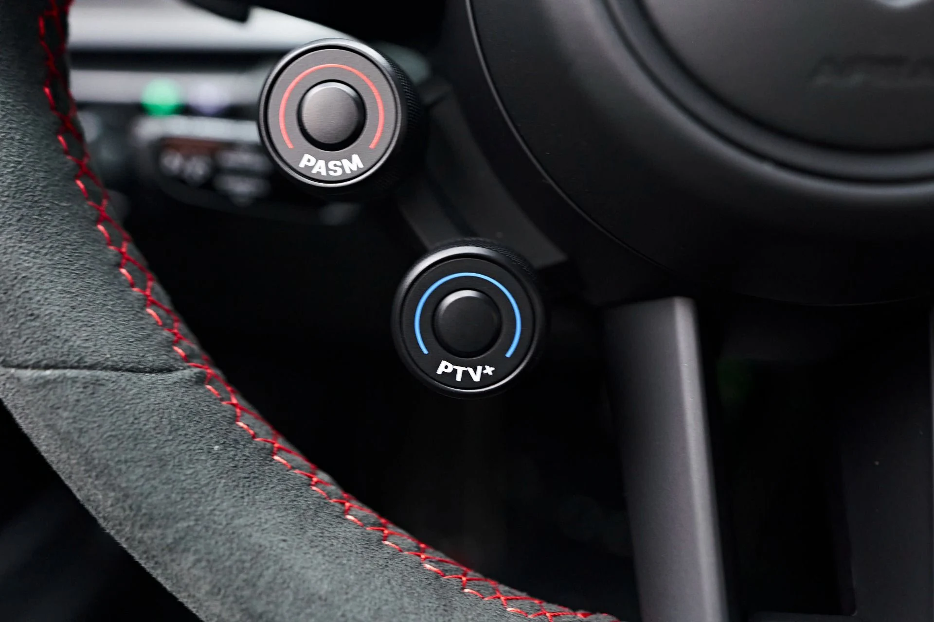mph058_1366444348_Used_2024_Porsche_911_GT_3_RS_1754680271_cded76215b