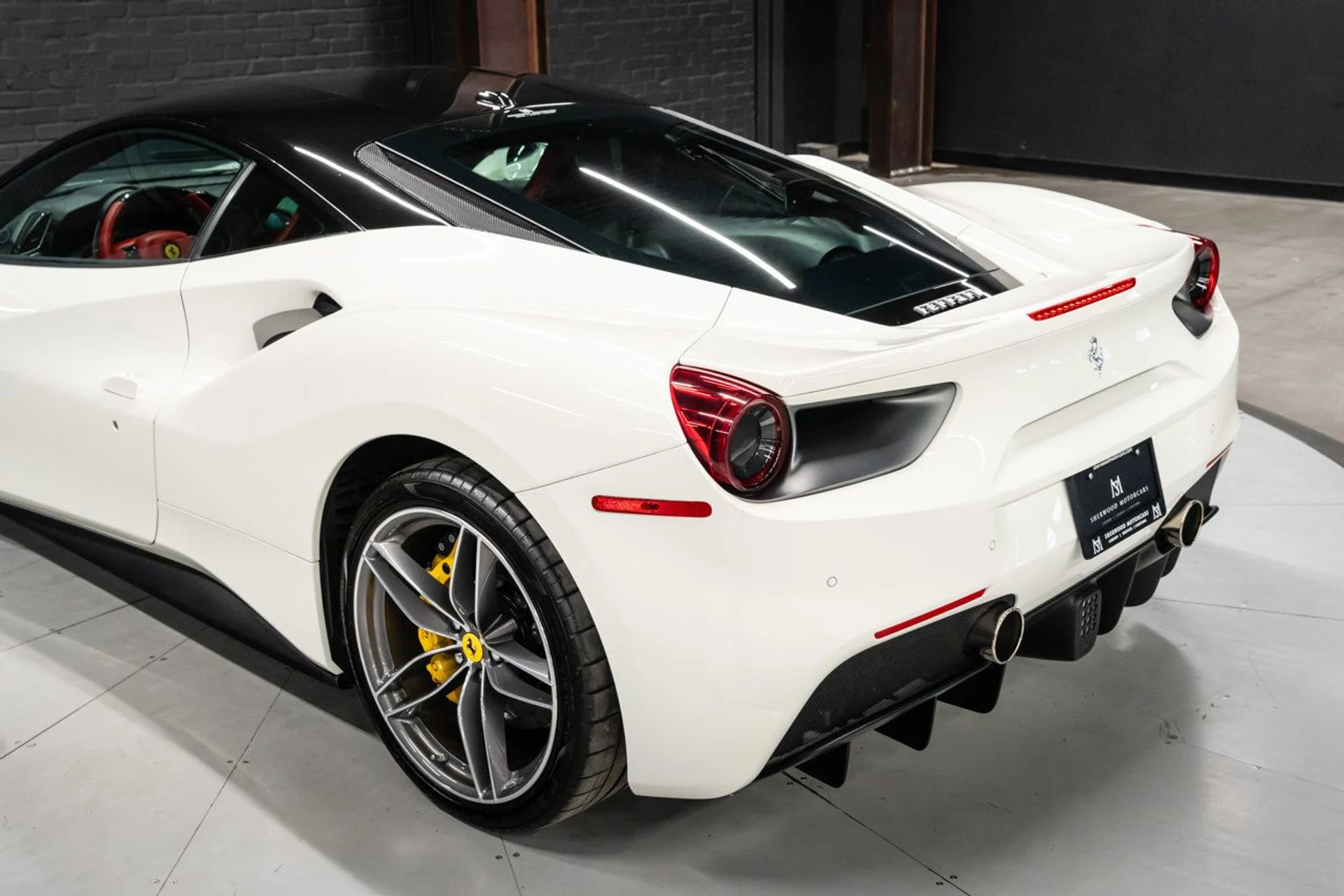 mph058_142493563_ferrari_488_gtb_2018_54d06fc90f