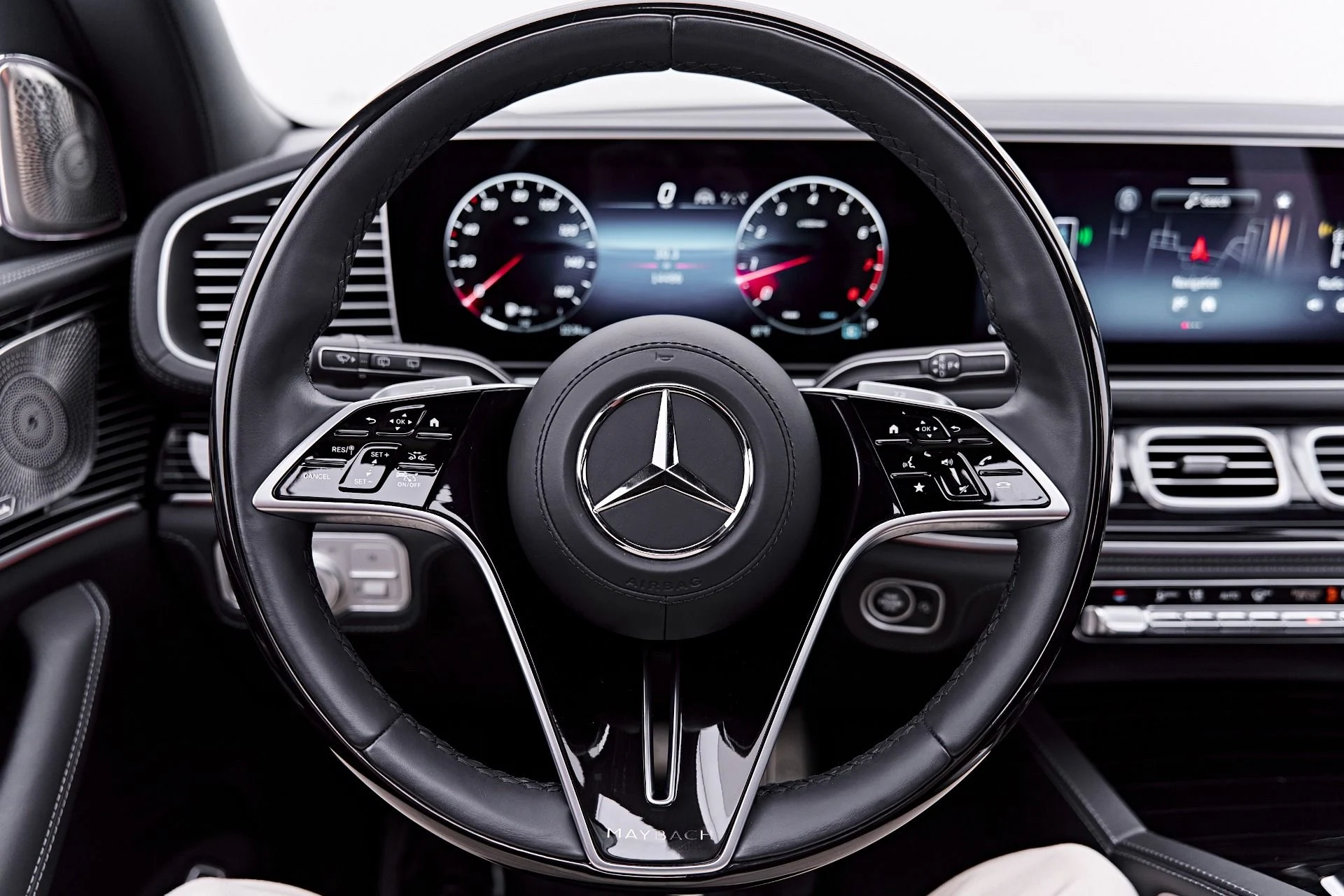 mph058_1481125585_Used_2024_Mercedes_Benz_GLS_Maybach_GLS_600_1790212408_32d3492c5a