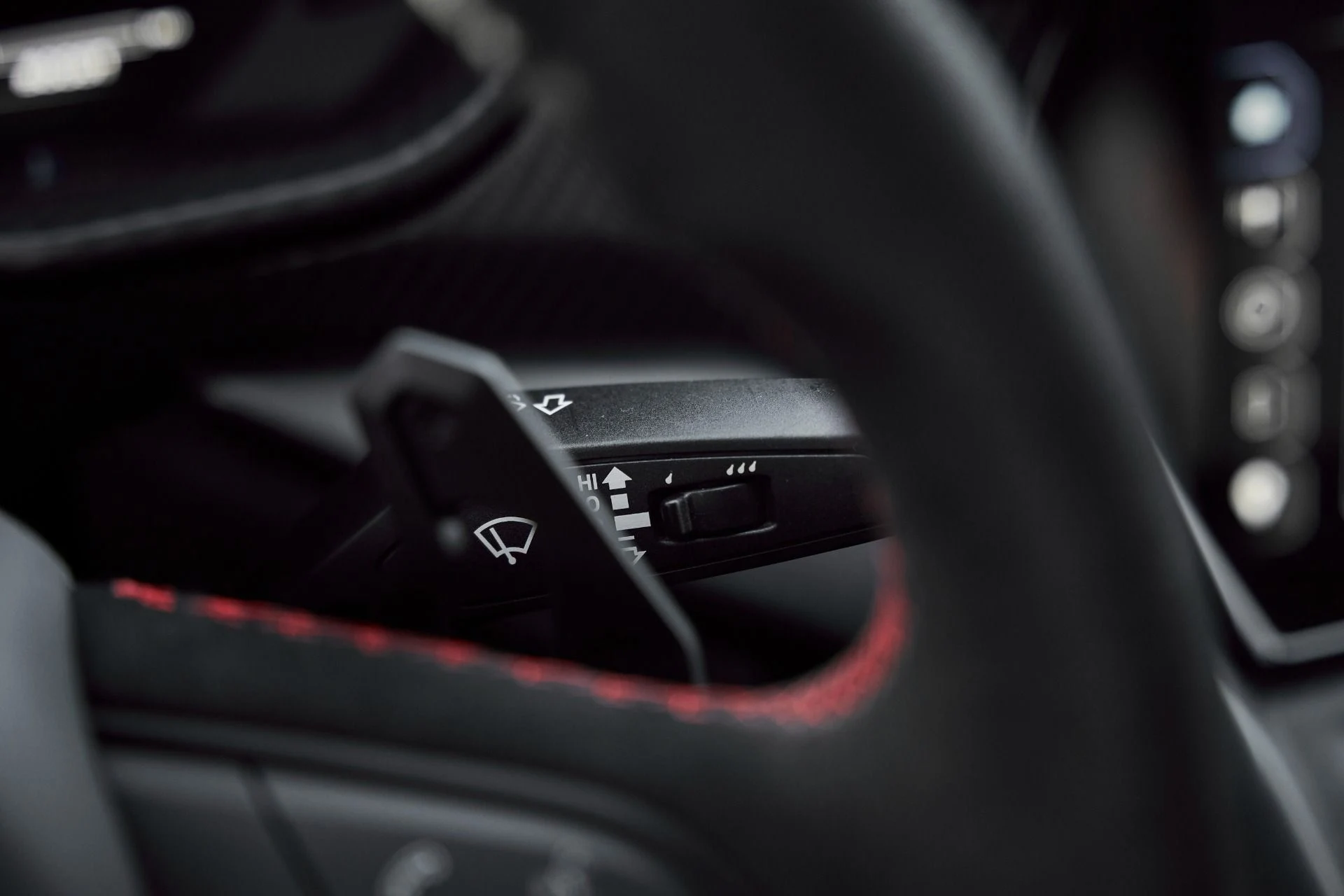 mph058_1489531351_Used_2023_Lamborghini_Urus_Performante_1771116686_12c413ac3e