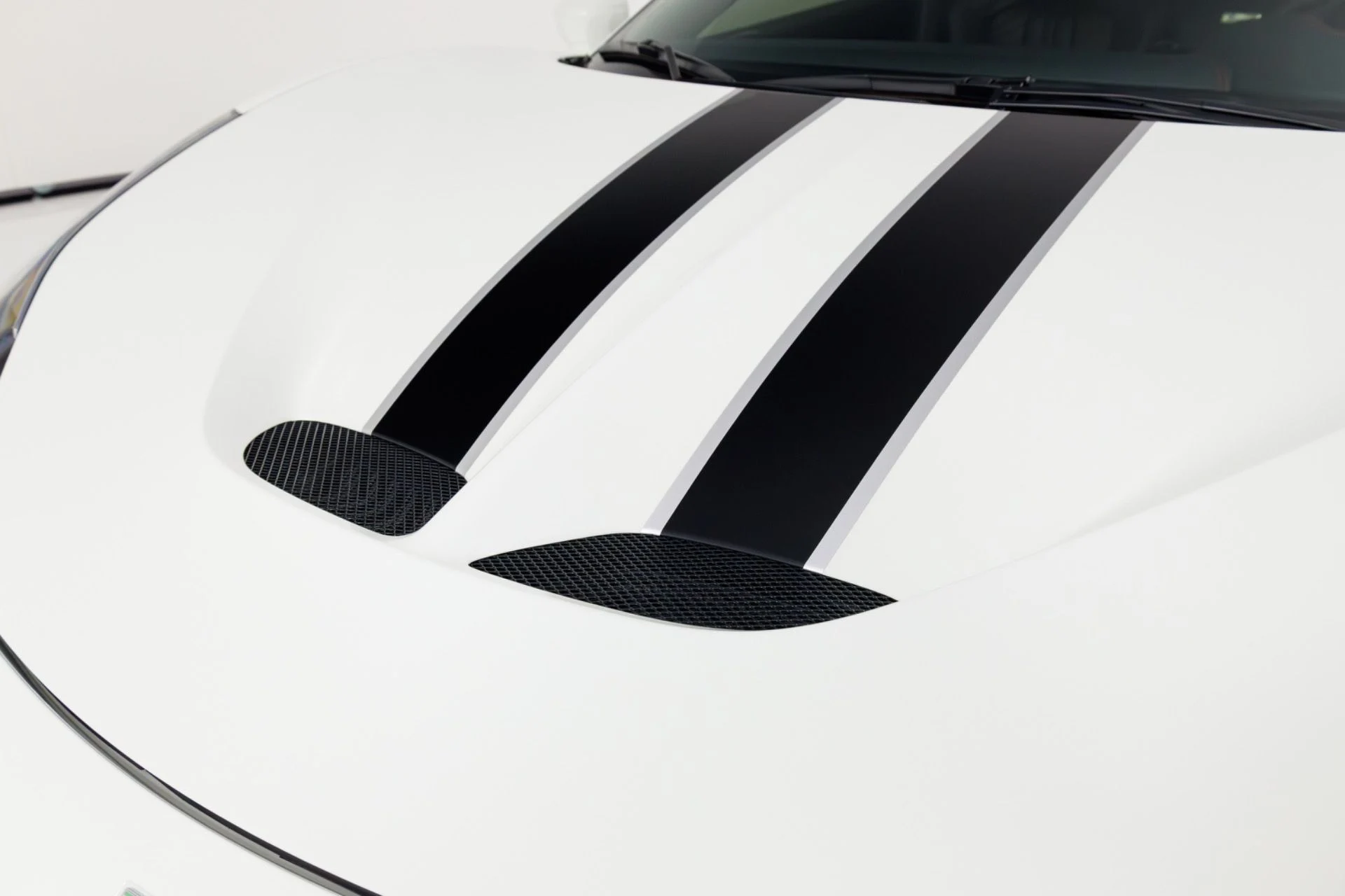 mph058_1496984469_Used_2014_Ferrari_458_Italia_Speciale_1773085156_3c4b71e06d