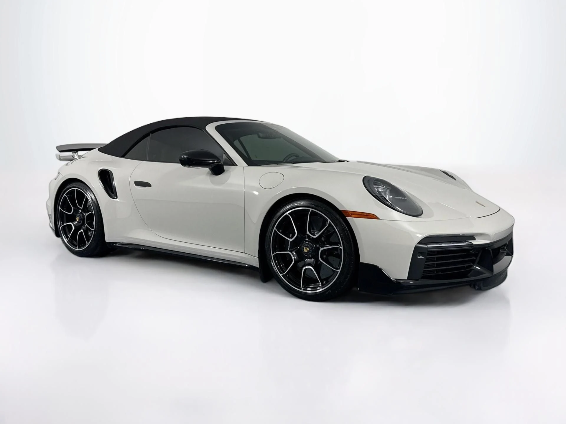 mph058_157445161_Used_2025_Porsche_911_Turbo_S_1785281668_4134169744