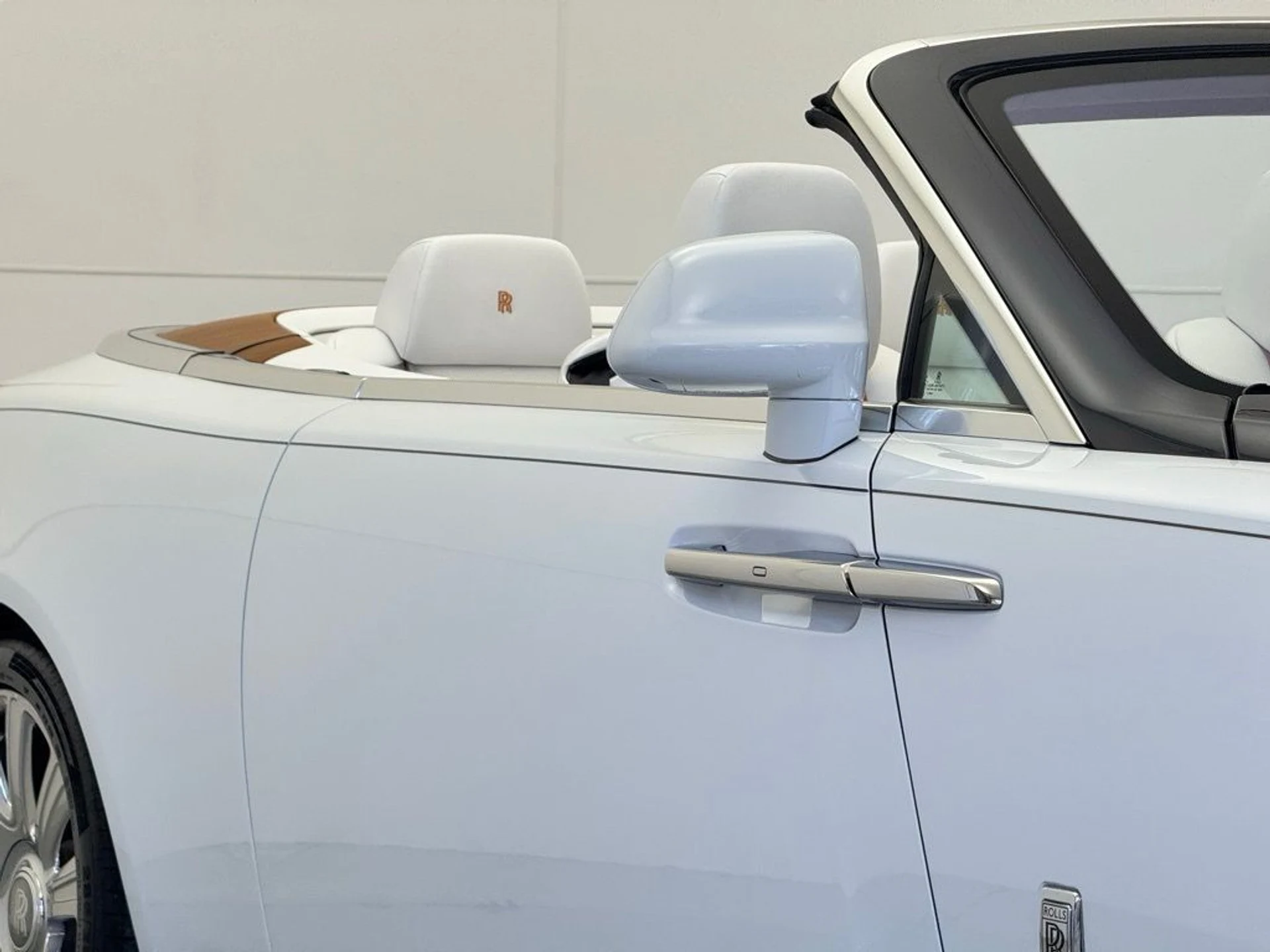 mph058_15790596_w9z6thj38xwhp7jfqwfljzoy39bv_7ef4bd6a68