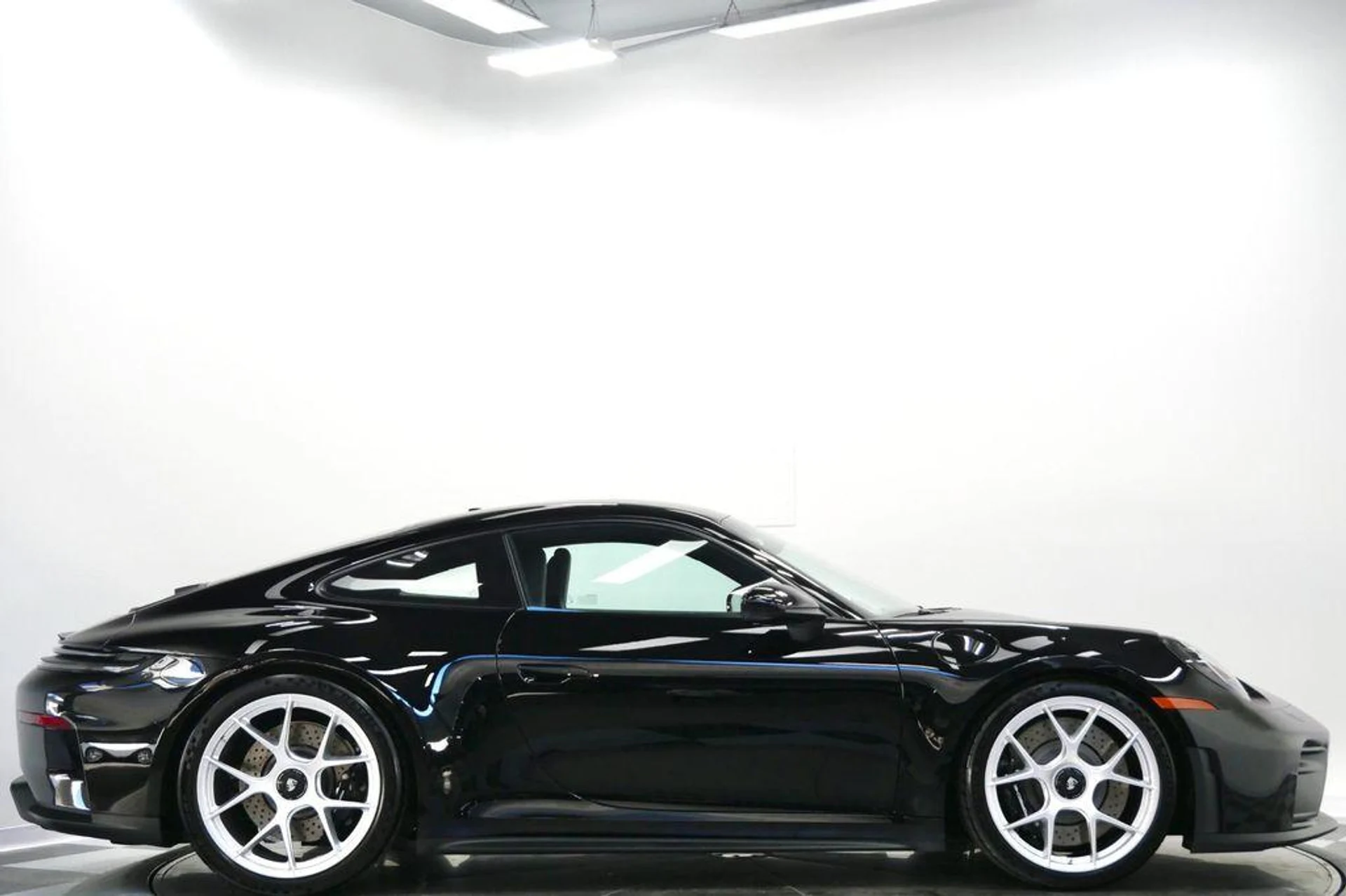 mph058_1585473208_q5_Nu_A4y2yts_gqq_Vf_r_G_We_Rcam_E_e1bc970fc4