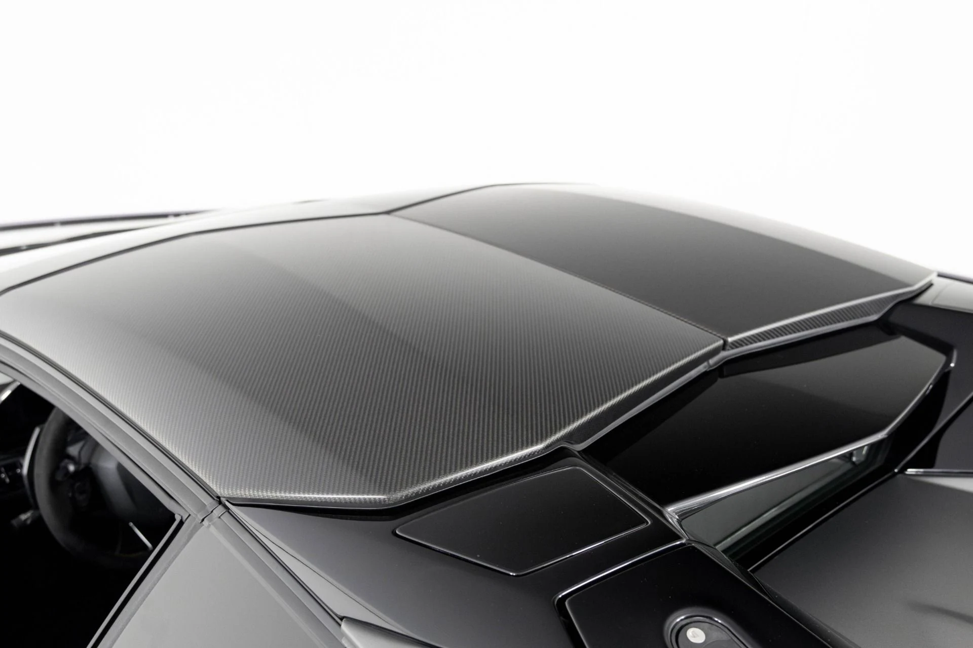 mph058_1586541682_Used_2020_Lamborghini_Aventador_SVJ_1768952736_f8473631f1