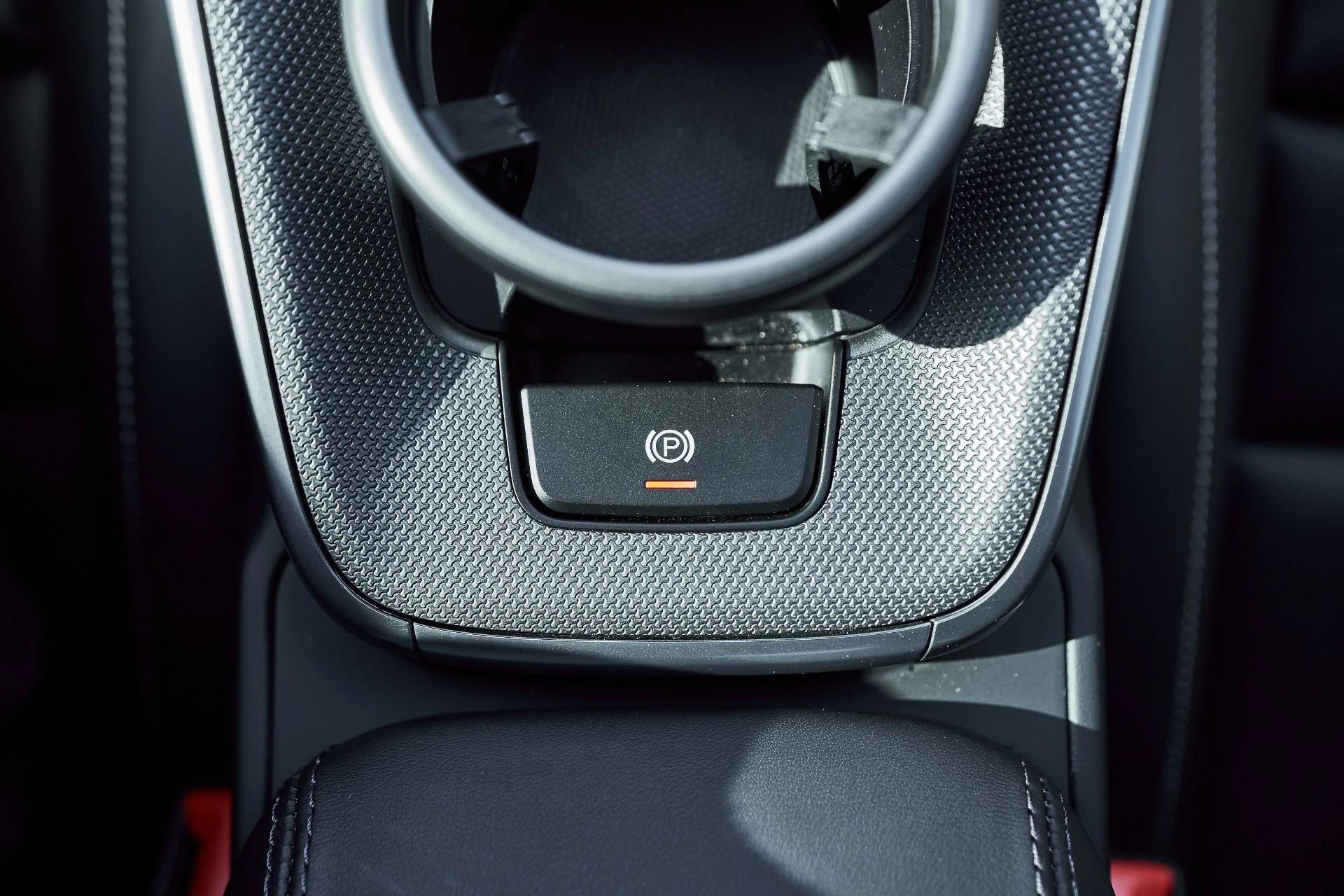 mph058_1757681319_Used_2024_Porsche_911_Turbo_1765332506_ee02f9a628