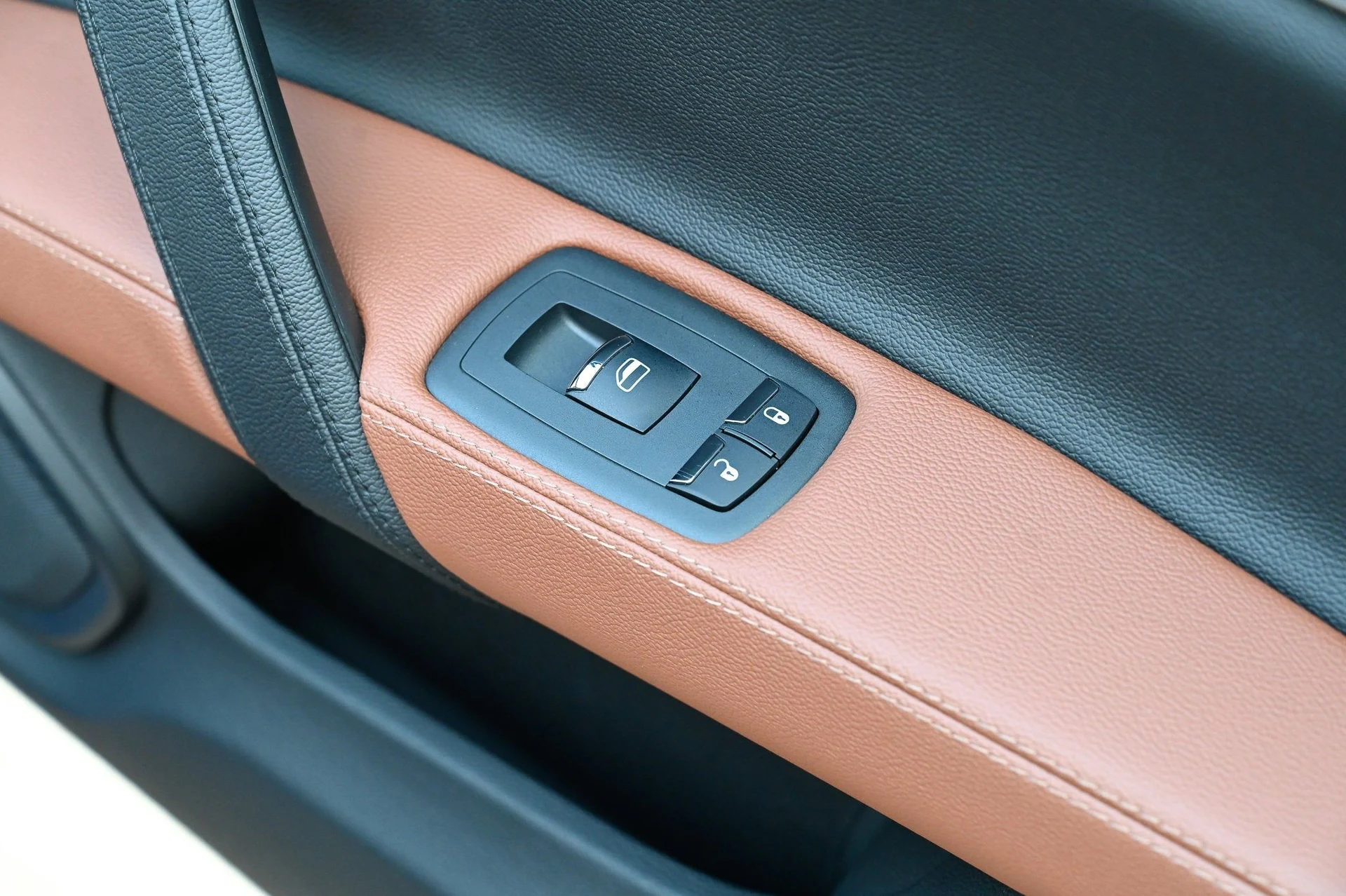 mph058_1761291532_afbd4e115d494954a10d5e99ee01ffef_b38656b761