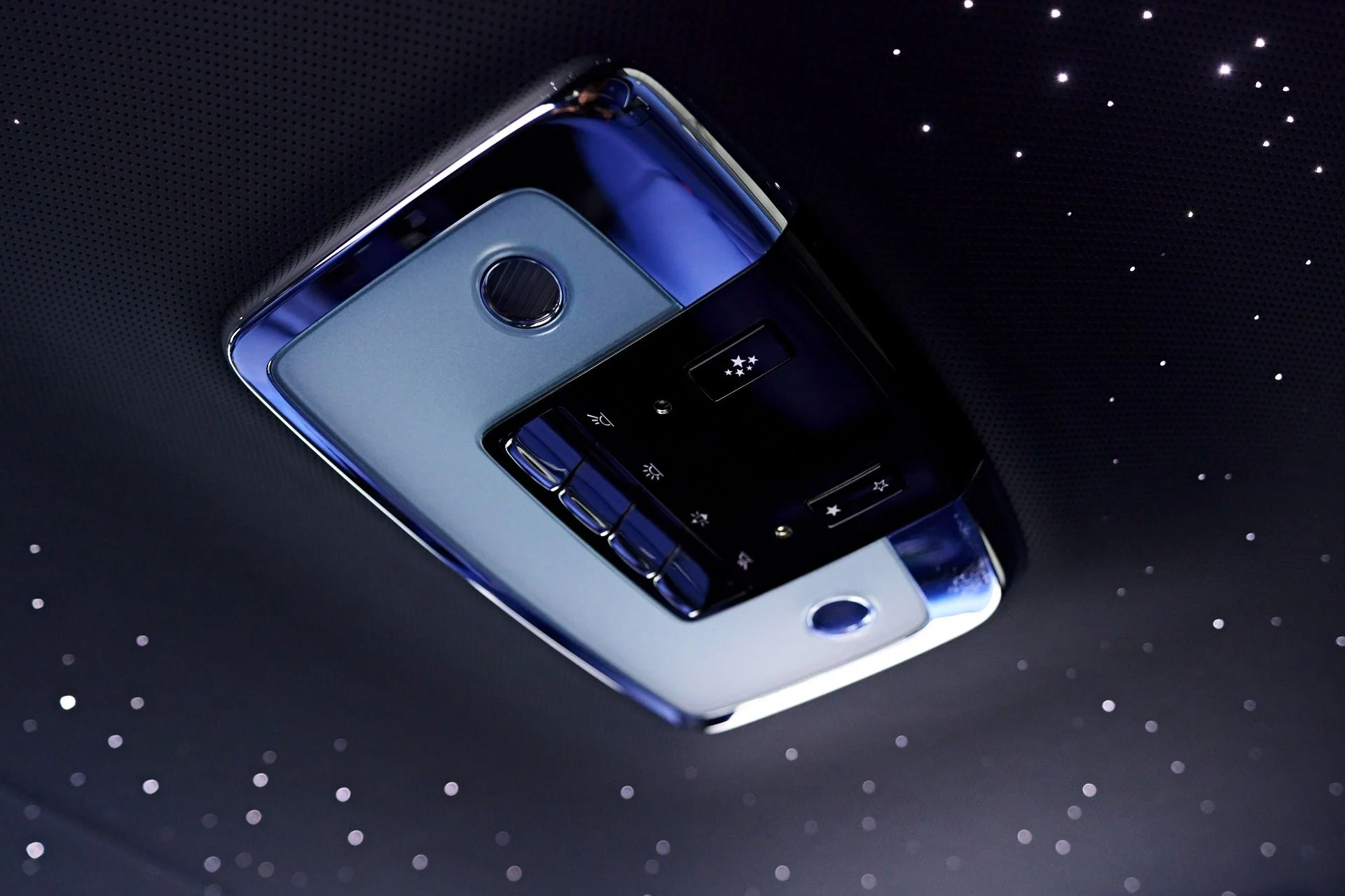 mph058_1766288323_Used_2024_Rolls_Royce_Ghost_Base_1757190853_b6a67ae12a