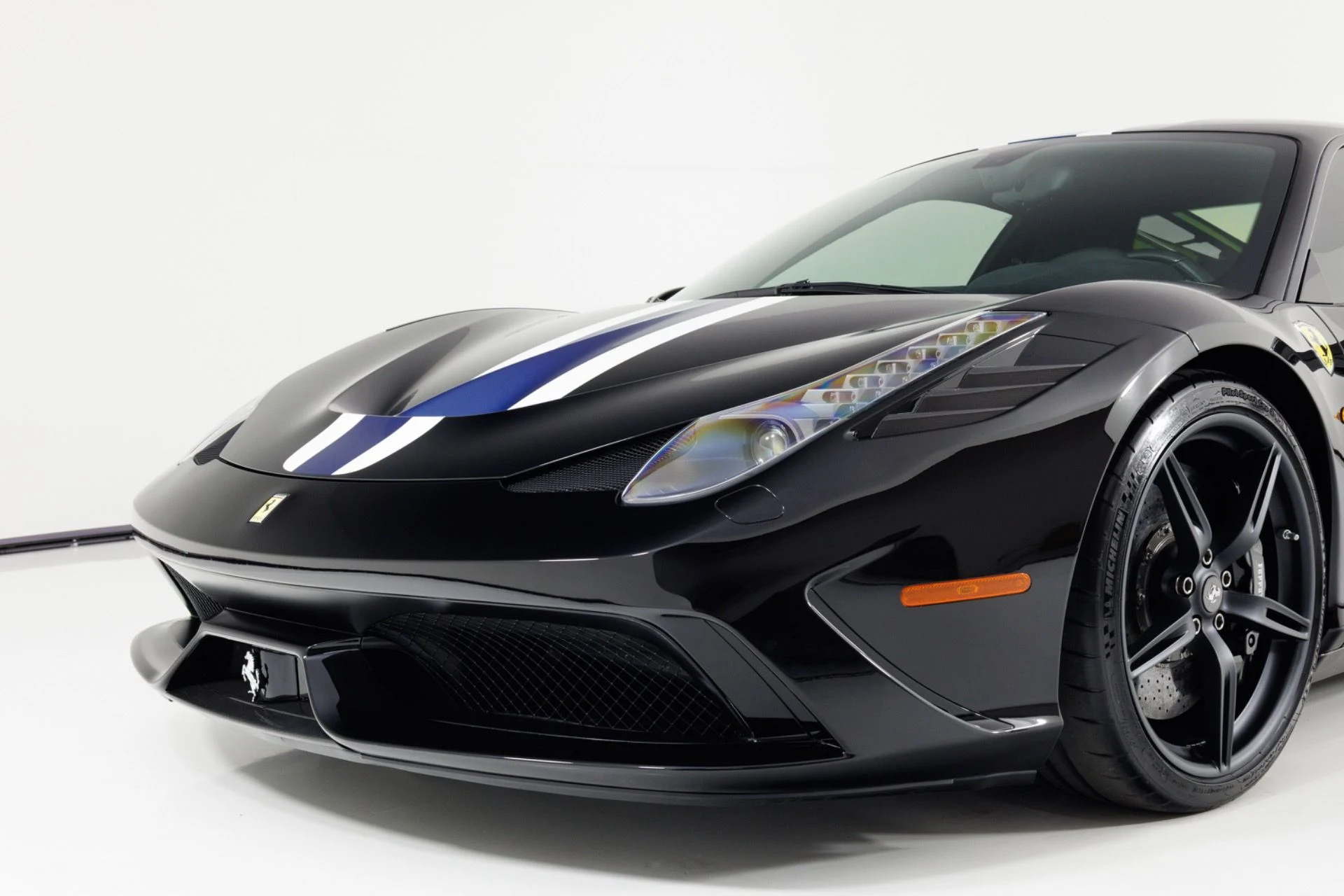 mph058_1832183967_Used_2015_Ferrari_458_Italia_Speciale_1788906955_c47e615116