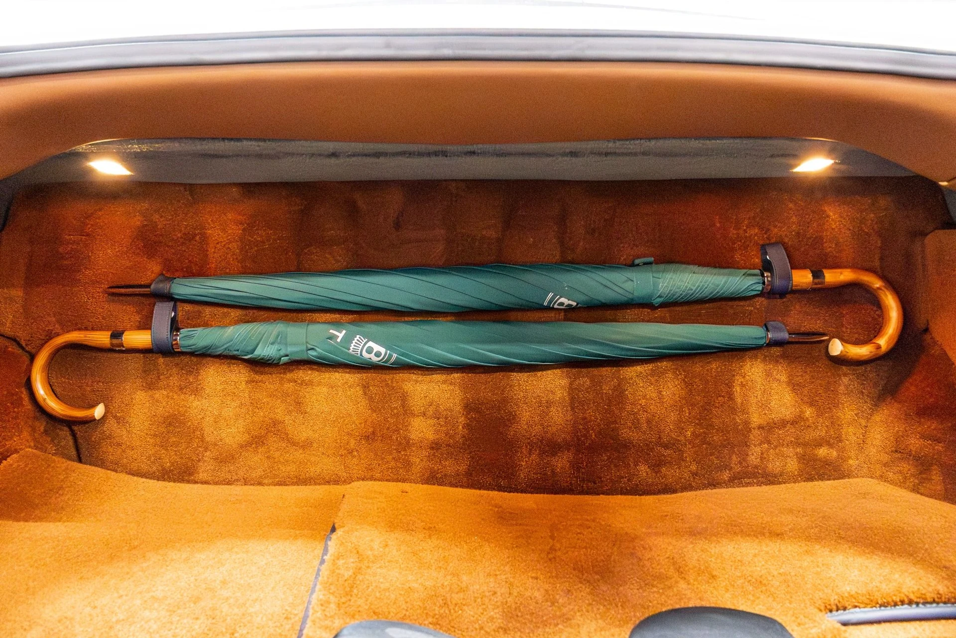 mph058_1853102625_Used_2017_Bentley_Mulsanne_Speed_1775685979_1c82fb59e1