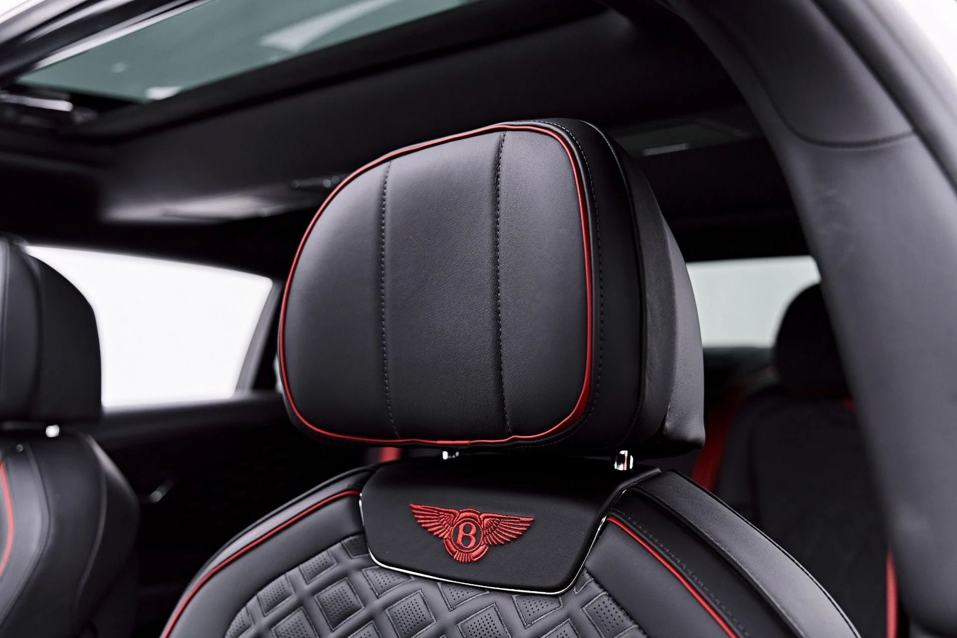 mph058_185939920_Used_2022_Bentley_Flying_Spur_V8_1786412554_4fc59757d9
