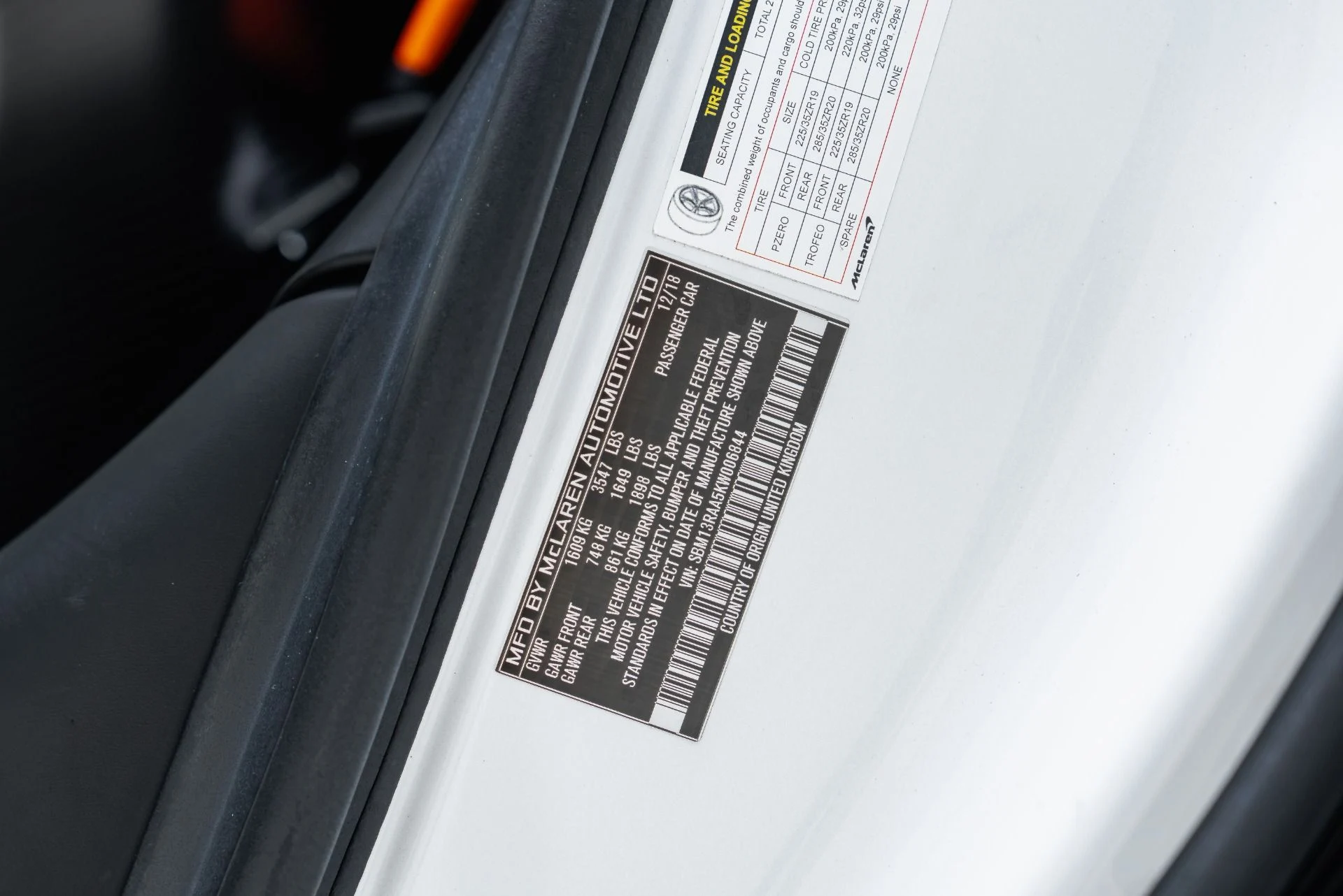 mph058_1878684779_Used_2019_Mc_Laren_600_LT_1787162450_16d88c422a