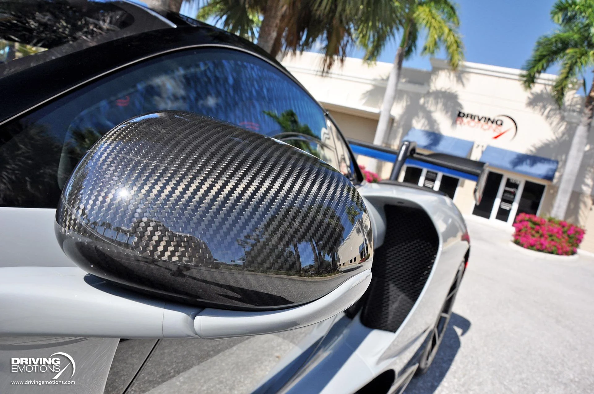 mph058_1889755170_683_p59_l_3e9588a778