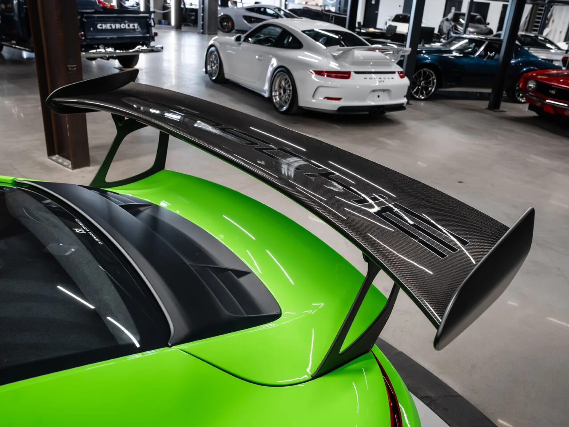 mph058_1935068379_porsche_911_2019_1ae6b217a2