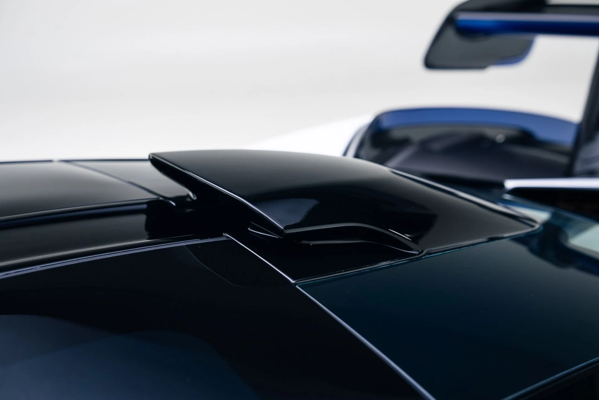 mph058_1946797222_Used_2019_Mc_Laren_Senna_1765845968_1bb6cad8fd