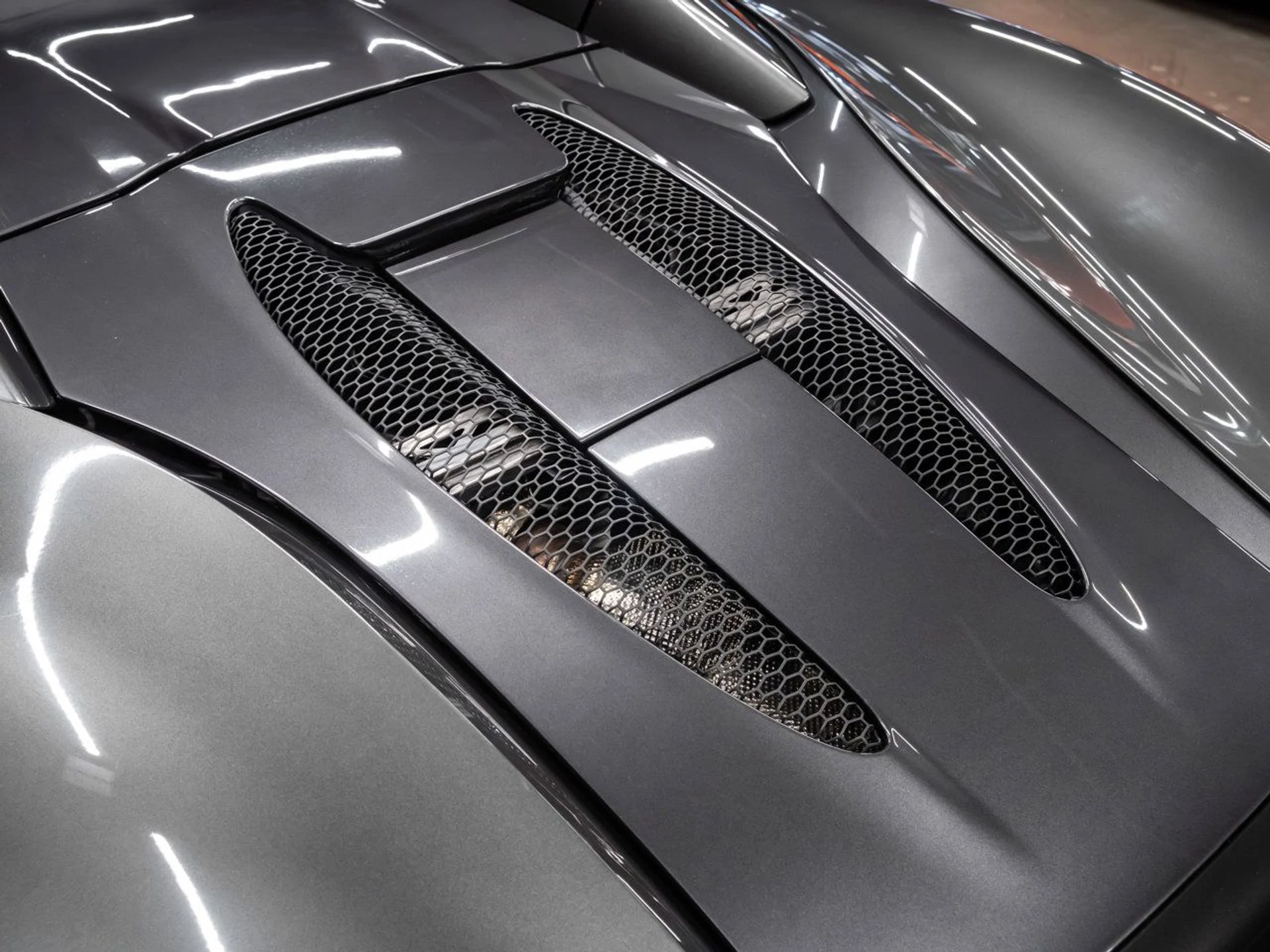 mph058_1963266069_mclaren_570s_2018_fe1a441460