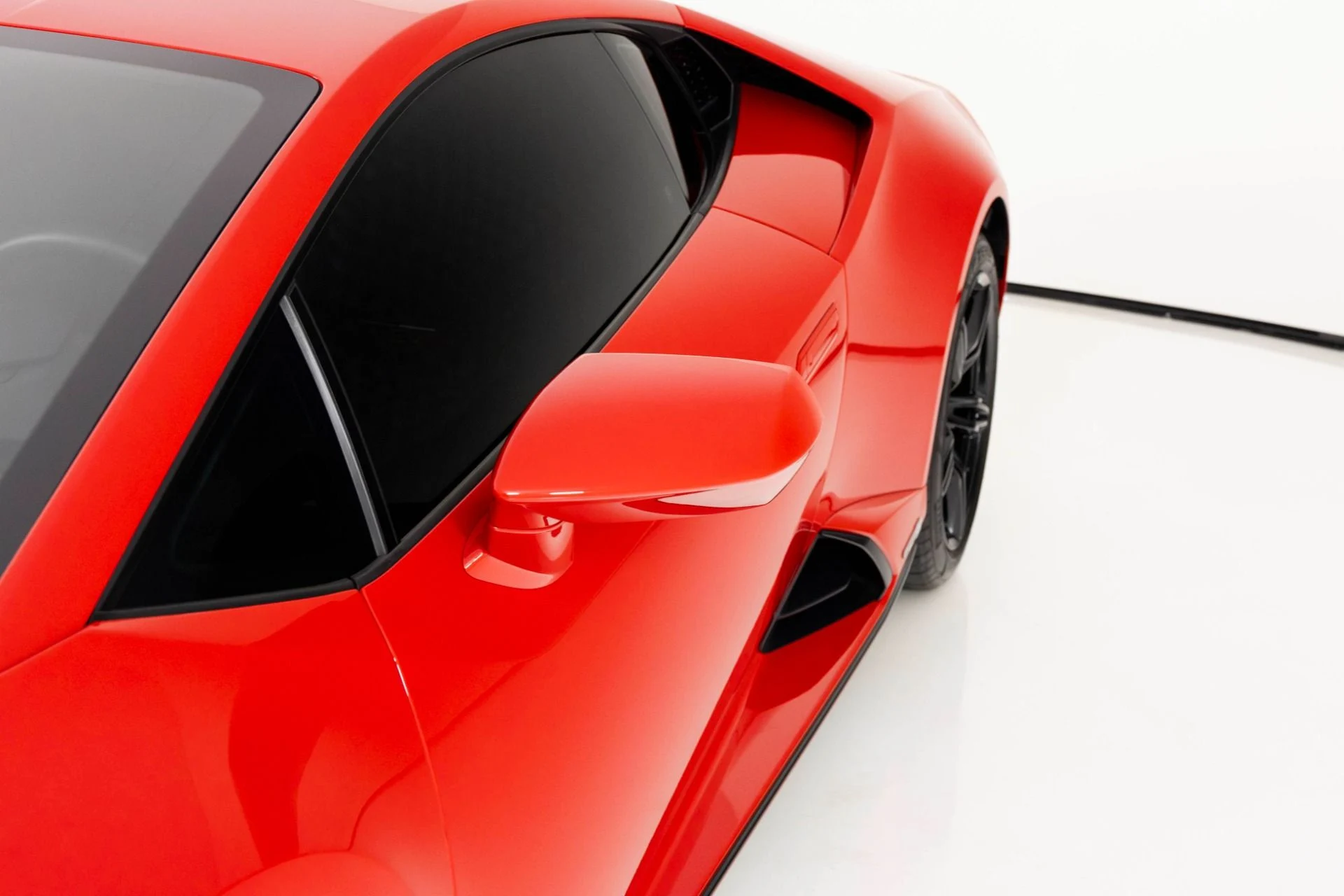 mph058_1967441729_Used_2021_Lamborghini_Huracan_EVO_1762806480_4423accc46