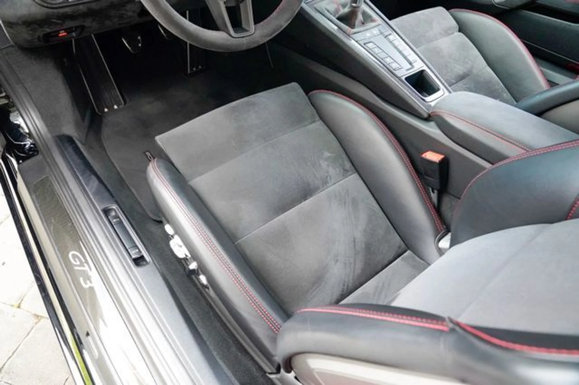 mph058_1979237632_22942361_59_64e2450577