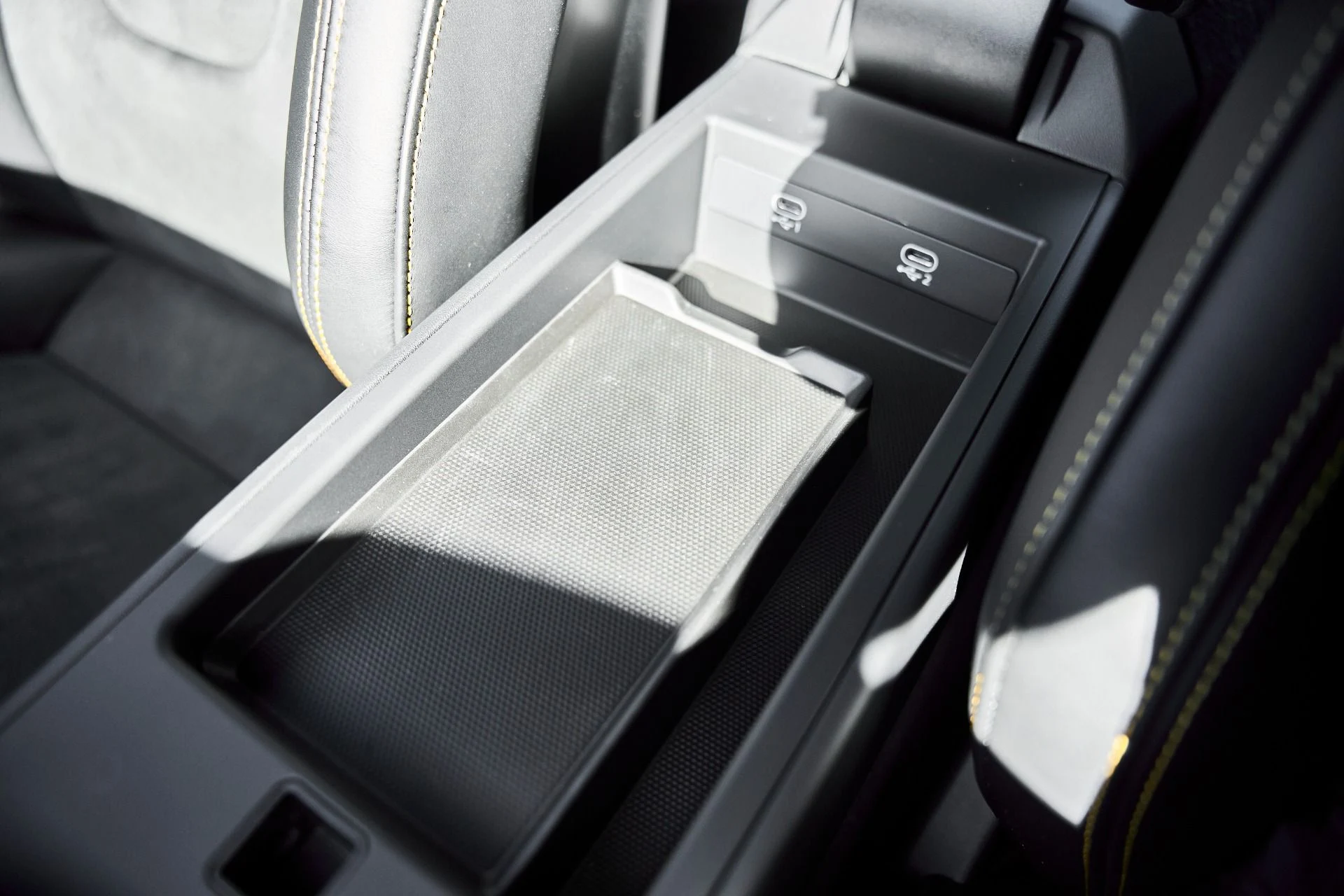 mph058_198102892_Used_2023_Porsche_911_GT_3_1776823235_d1358feaf6