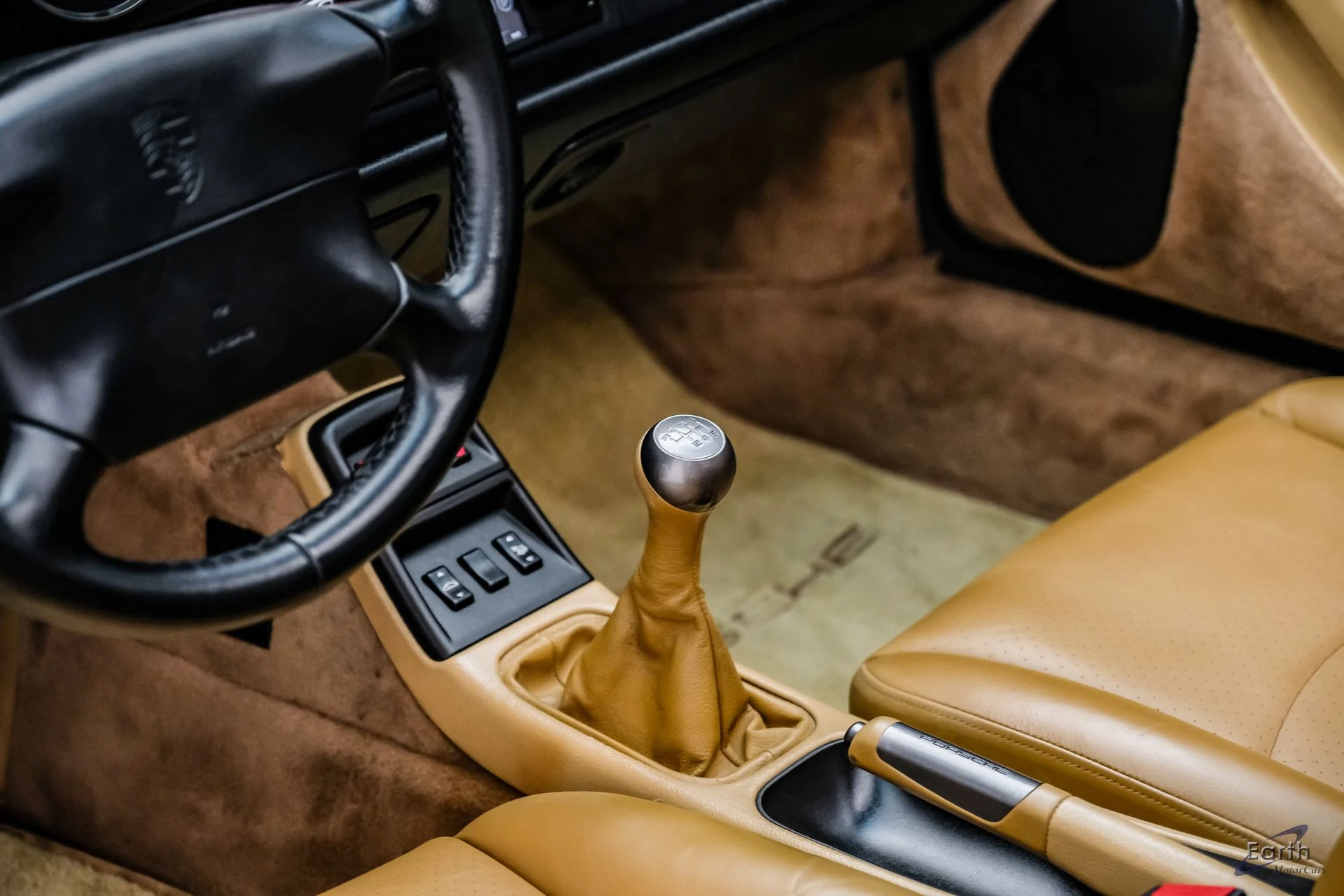 mph058_1985677351_fec47652404d86626de78820a2c76325x_17bea81a10