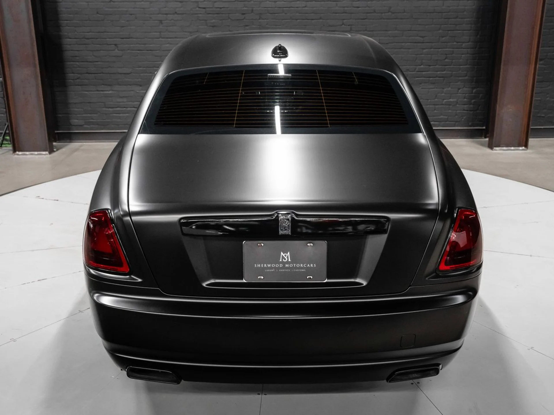 mph058_2020335704_rolls_royce_ghost_2012_0dd7a1e26c