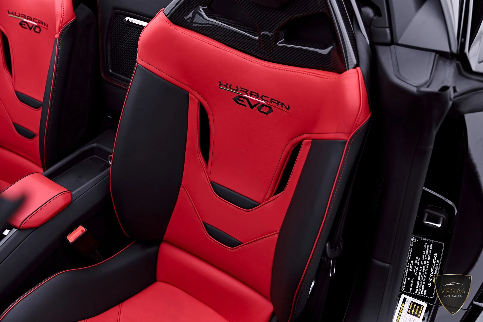 mph058_2023381294_Used_2024_Lamborghini_Huracan_EVO_Base_1783505172_d902451a1b