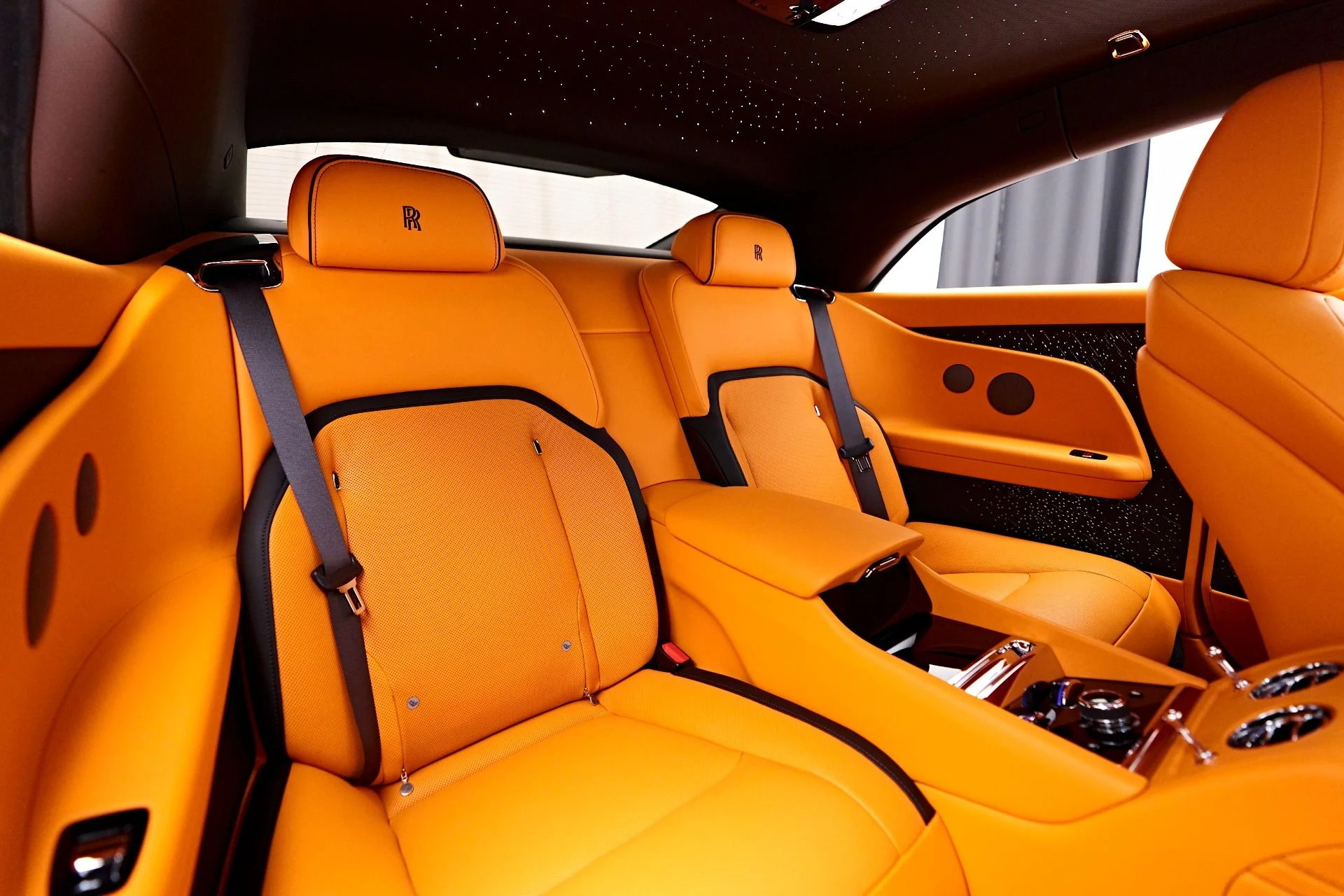 mph058_203665704_Used_2025_Rolls_Royce_Spectre_Mansory_1756243802_f8bf50686d