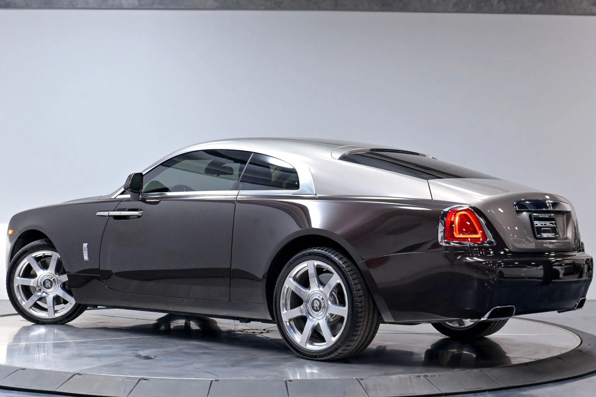 mph058_2036931930_Used_2014_Rolls_Royce_Wraith_1783020984_954dd29197