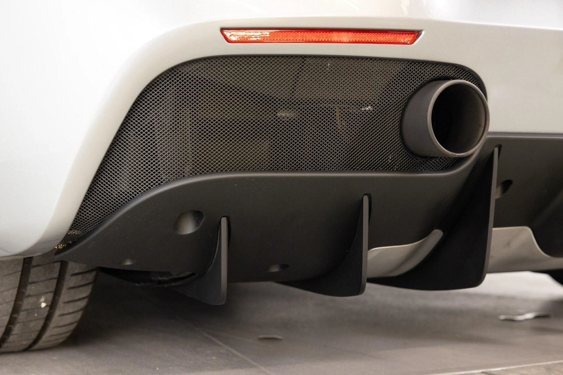 mph058_2045589254_Used_2017_Ferrari_488_Spider_1784891694_52079923d4