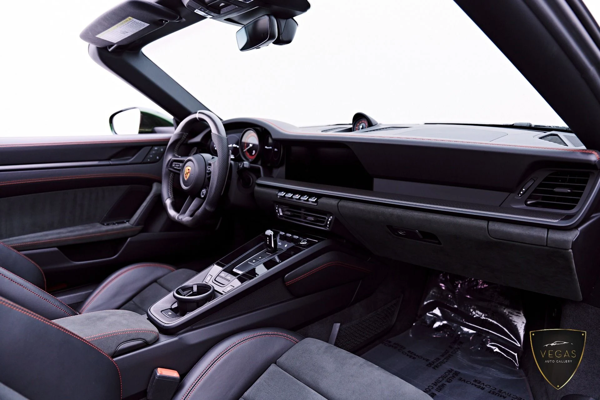 mph058_2070509671_Used_2023_Porsche_911_Targa_4_GTS_1782343436_09d2990822