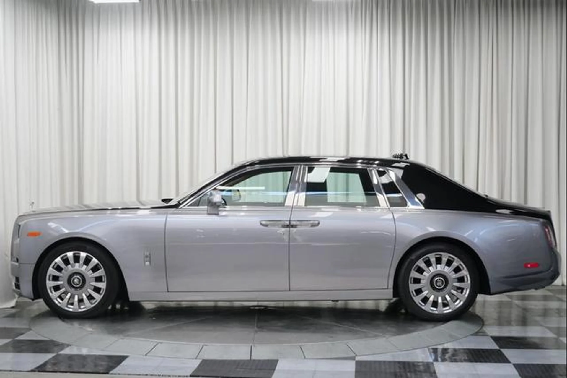 mph058_2086836908_Wxv_Fa_Fo_Thb_Hk00v9cf_PK_Zfb_Nig_e91780c354