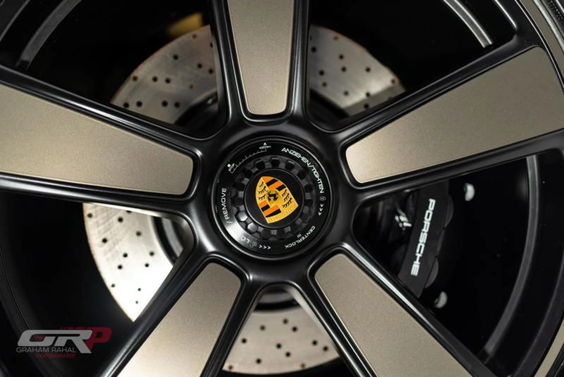 mph058_2105438256_49_B73_A6_D_0_E41_4944_B586_6_A03_C9_B7_FD_45_9b1ab0045b