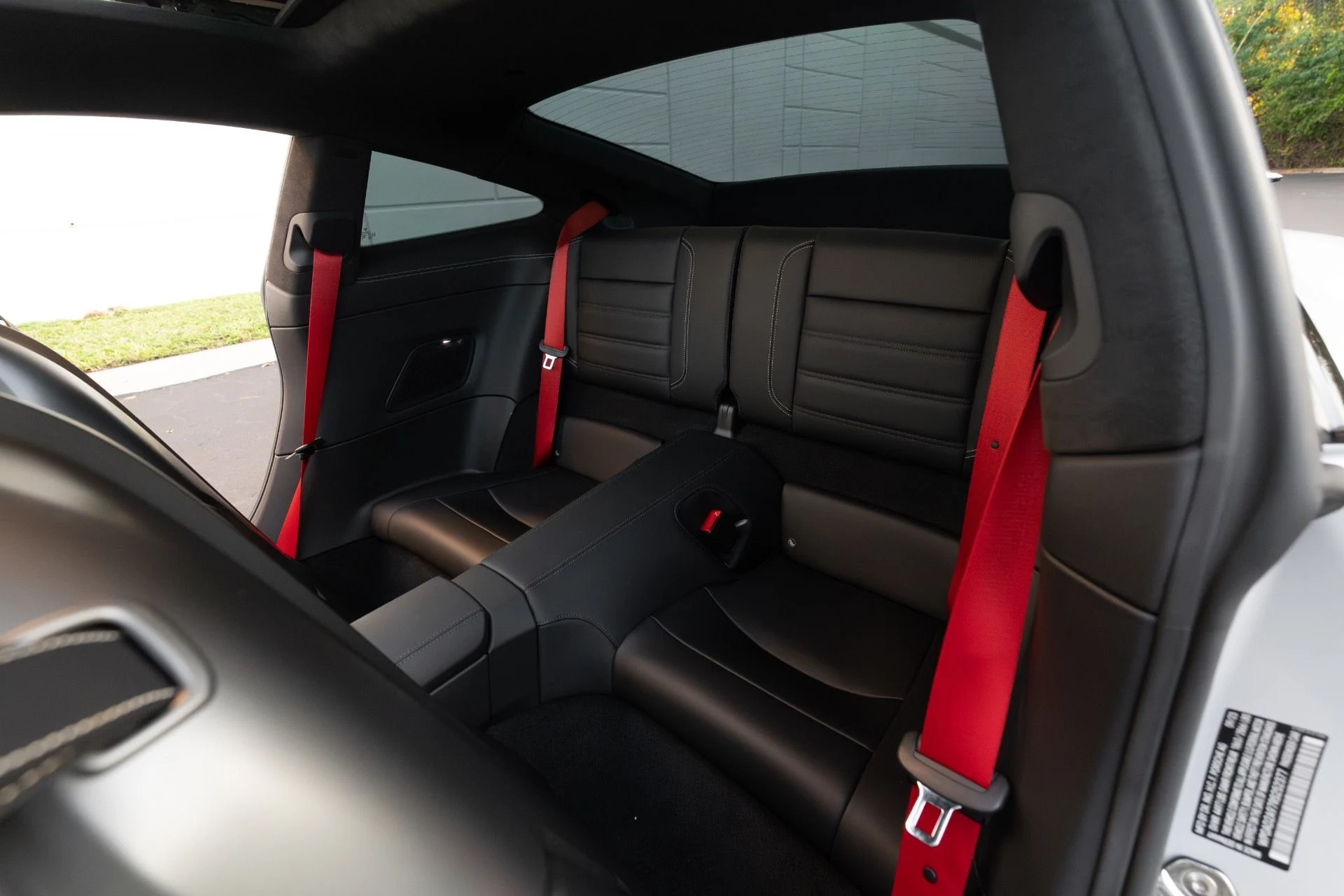 mph058_2119660418_Used_2024_Porsche_911_Turbo_1762281491_6deec01308