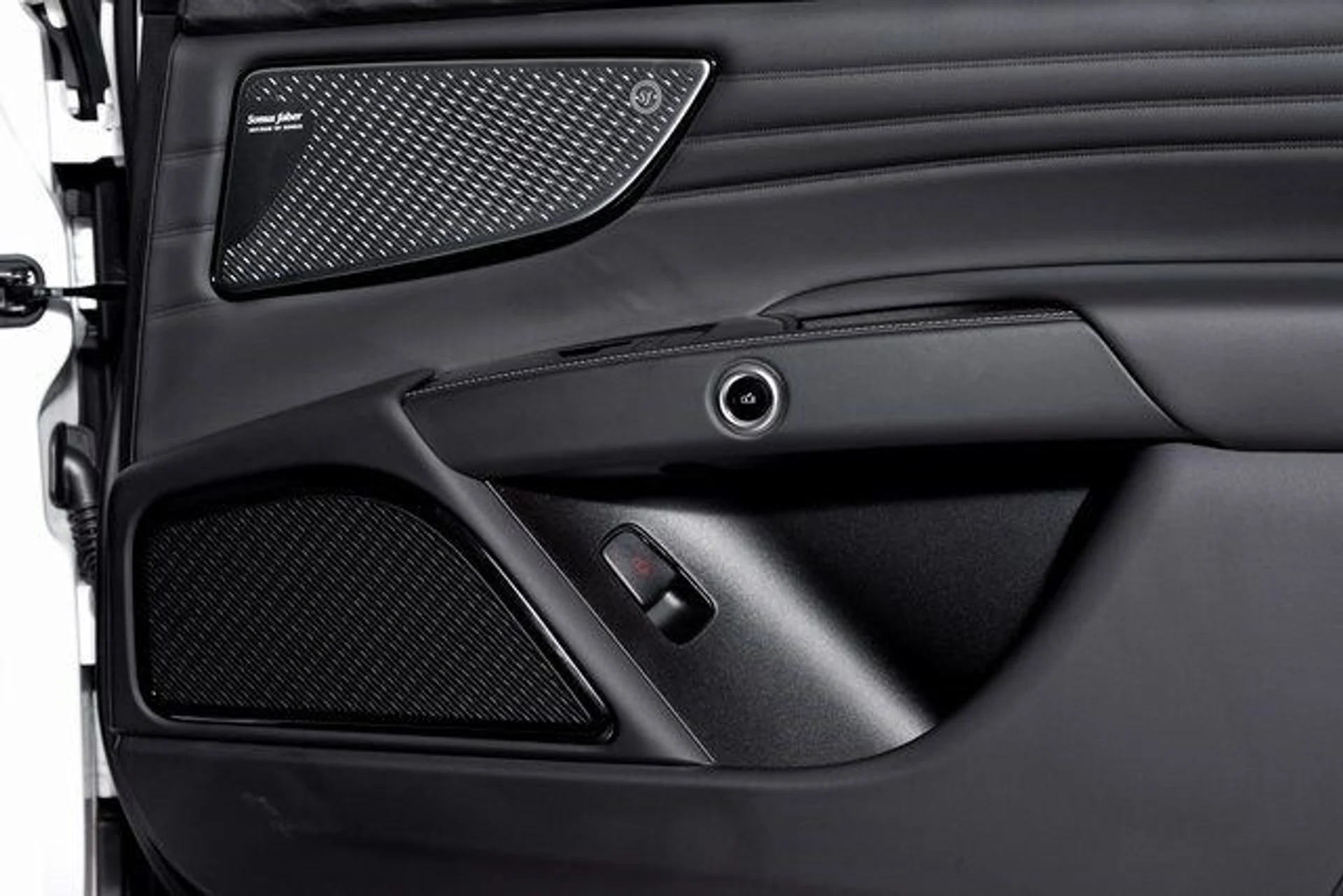 mph058_2181125773_30bcbaa6cc1a144be4df11c279bce10cx_ca96b445db