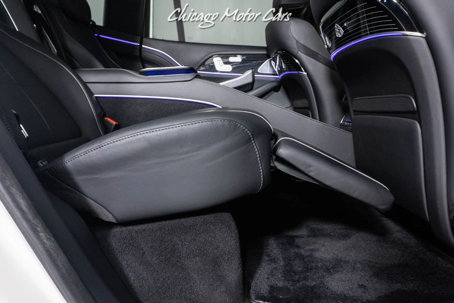 mph058_2189157876_10022_p59_l_483556c835