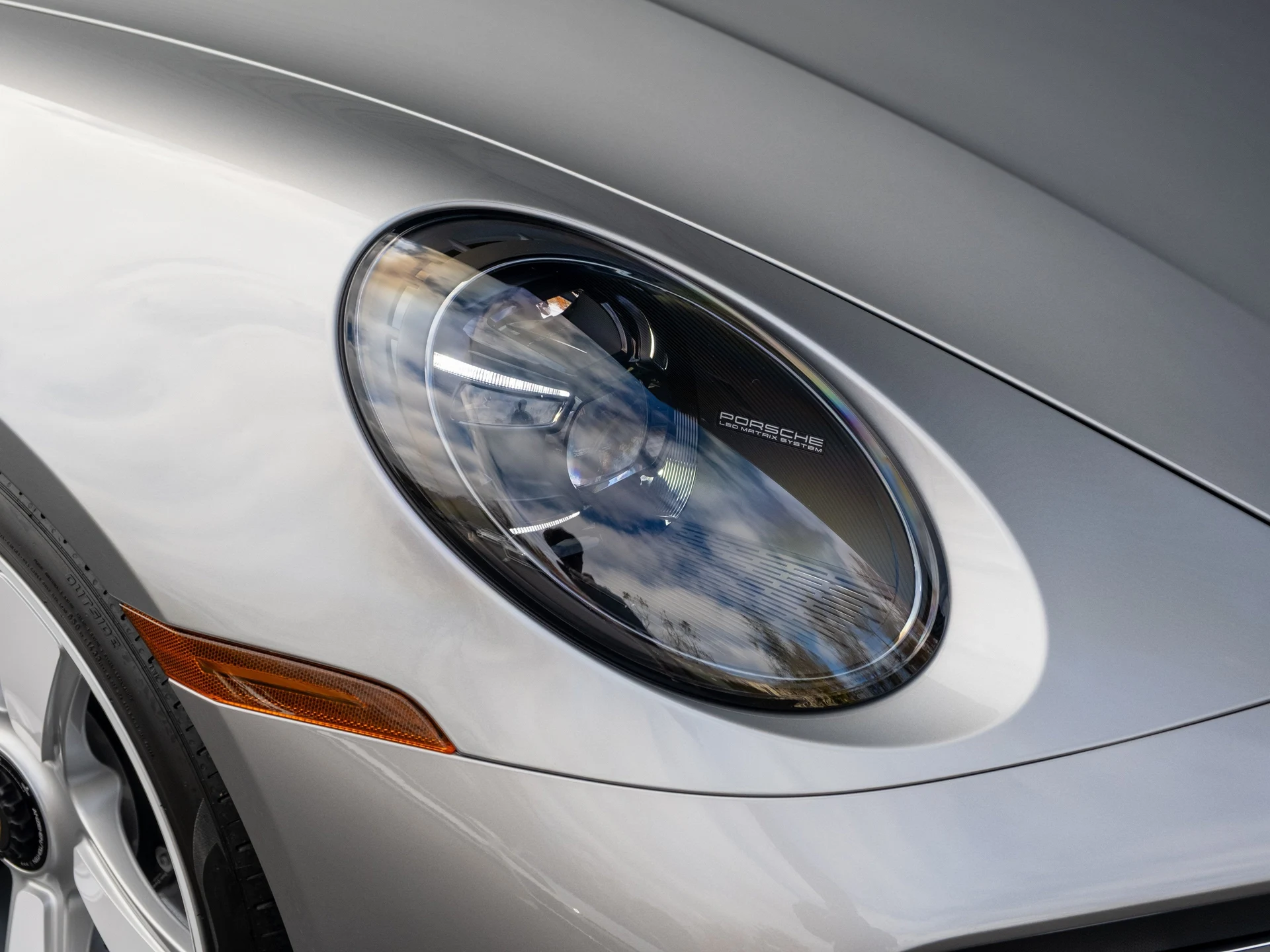 mph058_2218087128_59_677db2f702