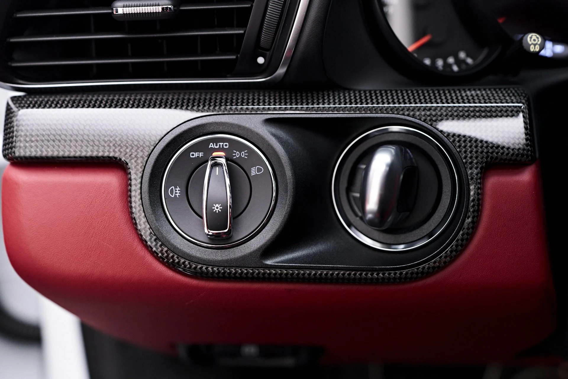 mph058_2224097747_Used_2019_Porsche_911_Turbo_S_1755714959_df6acb148e