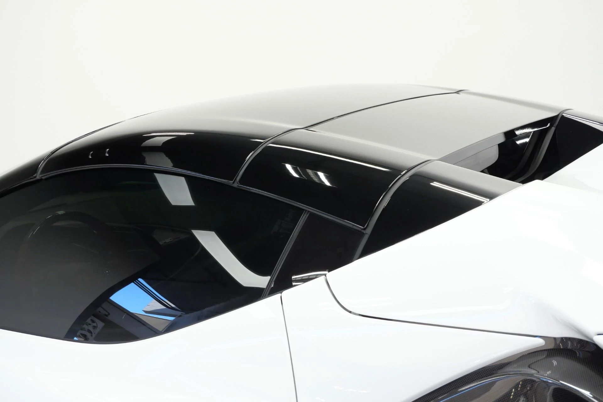 mph058_2254728977_Used_2025_Ferrari_SF_90_Spider_718_K_MSRP_Two_Tone_Exterior_Two_Tone_Interior_Extensive_Carbon_1788280575_8daf6032fa